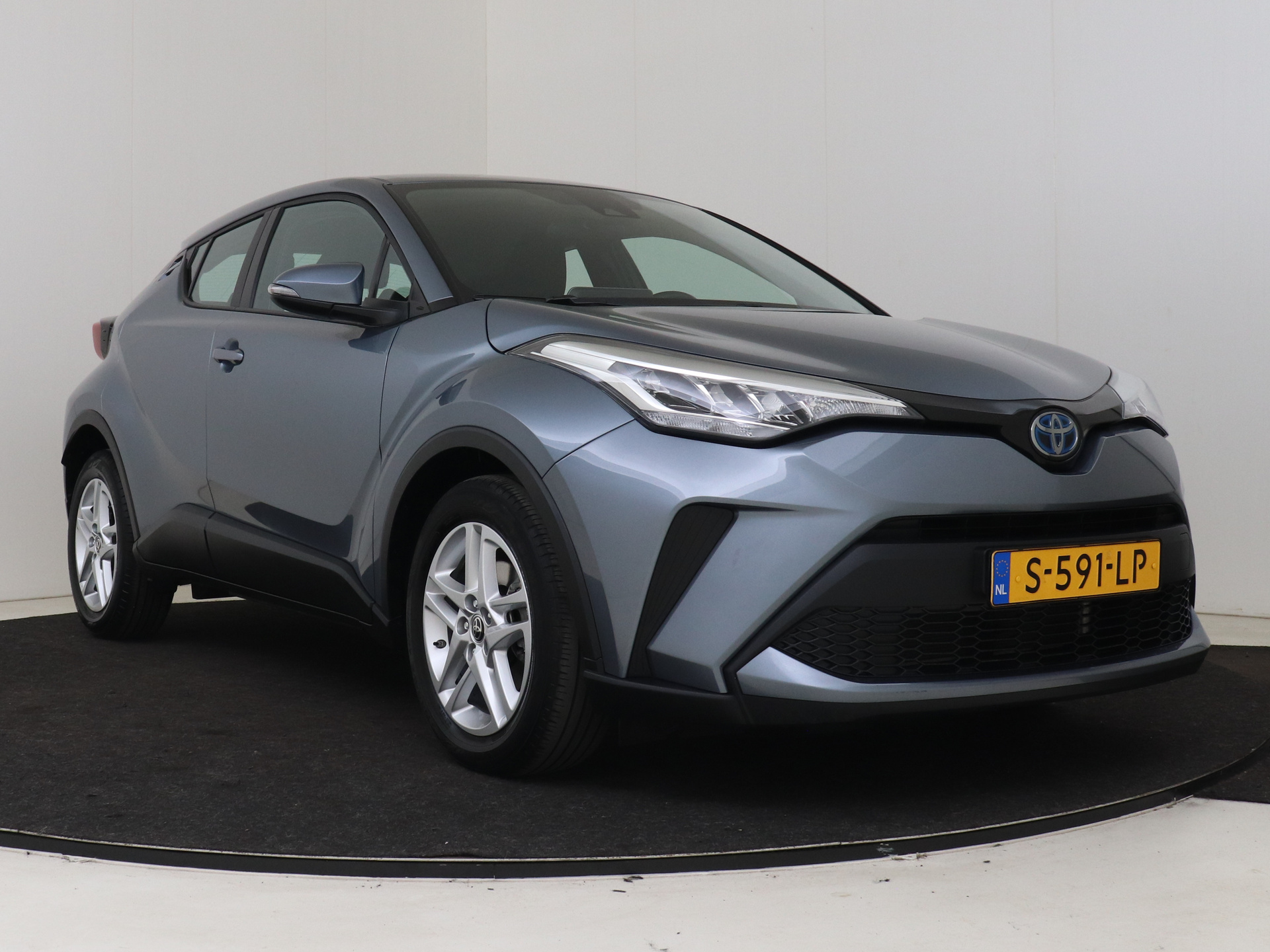 Foto van Toyota Toyota C-hr