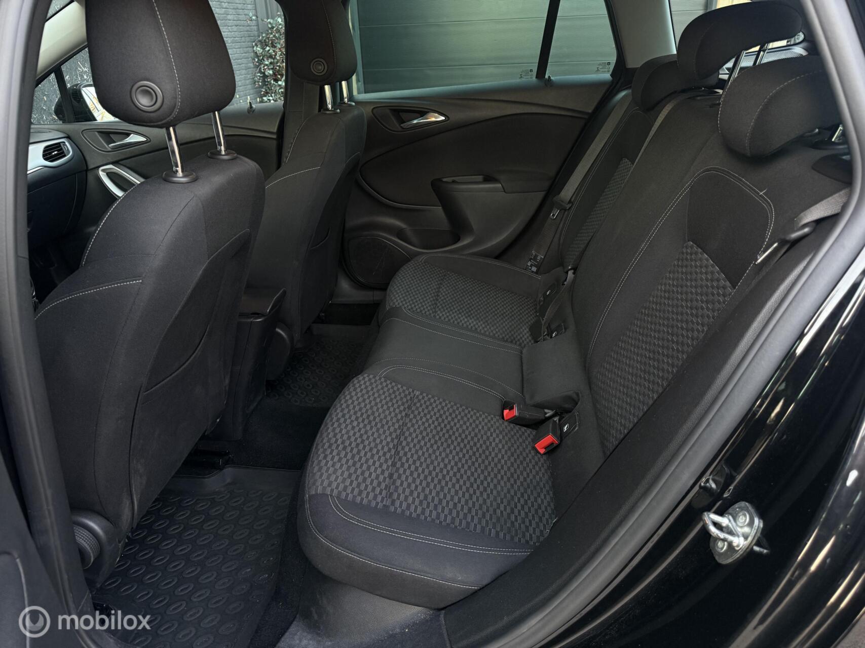 Foto van Opel Astra Sports Tourer