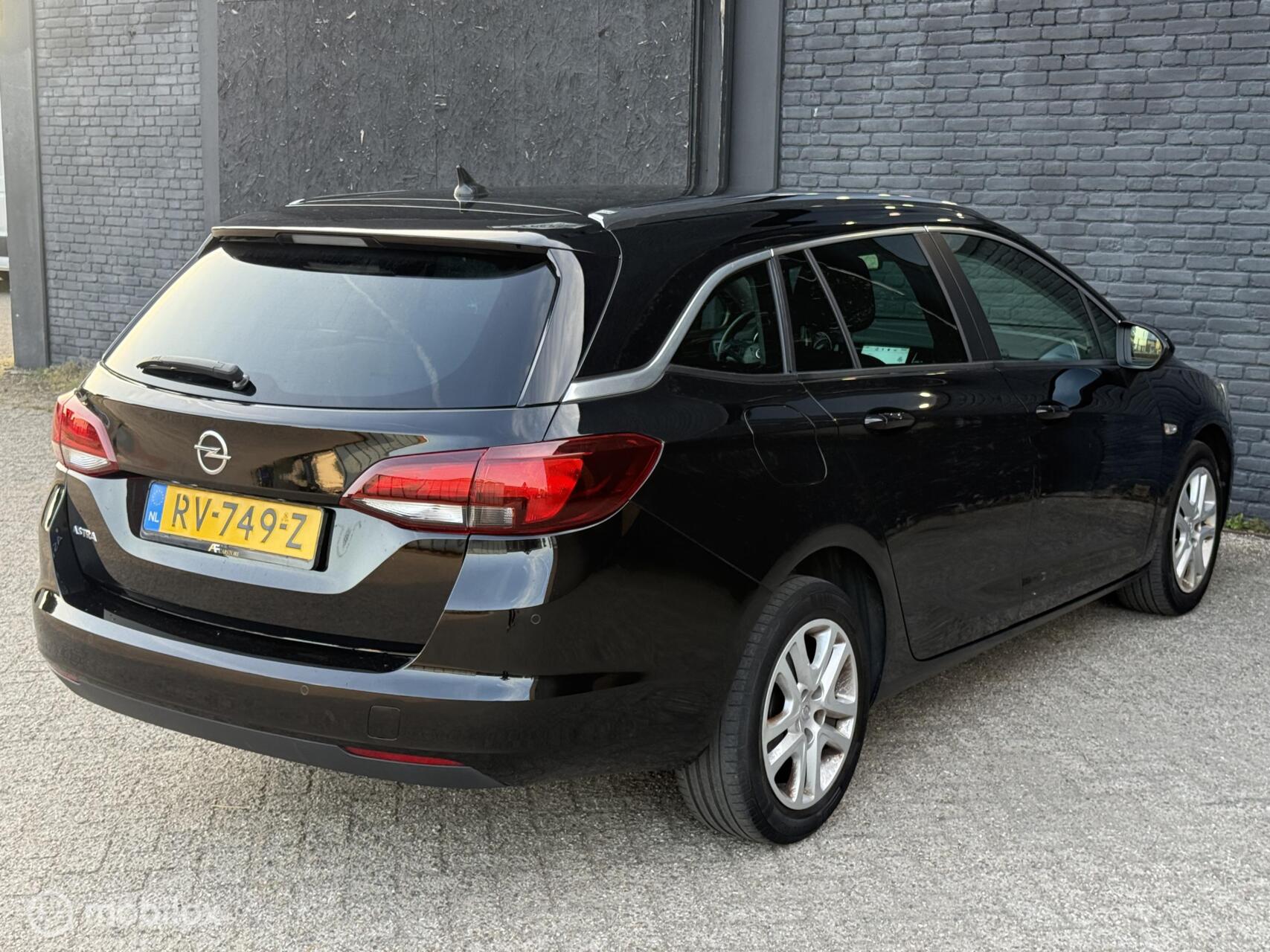 Foto van Opel Astra Sports Tourer