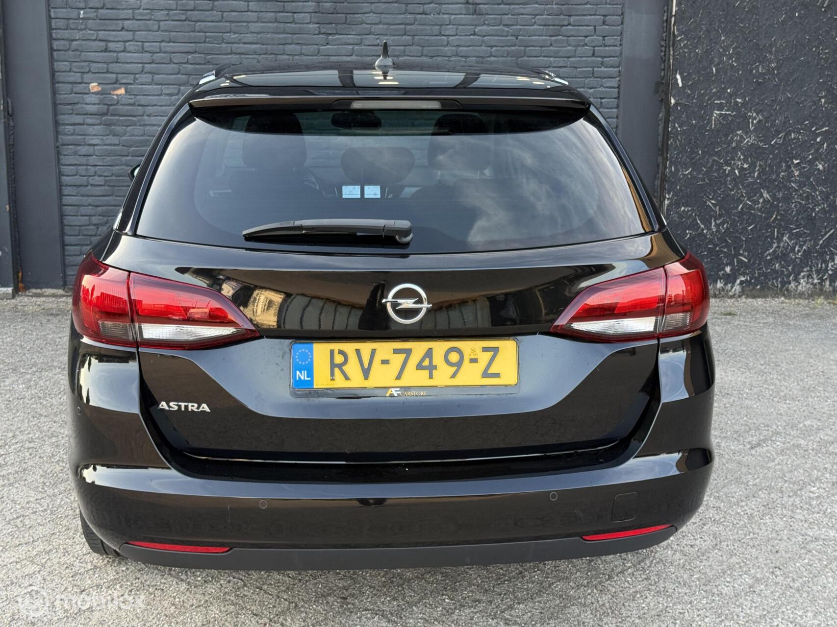 Foto van Opel Astra Sports Tourer