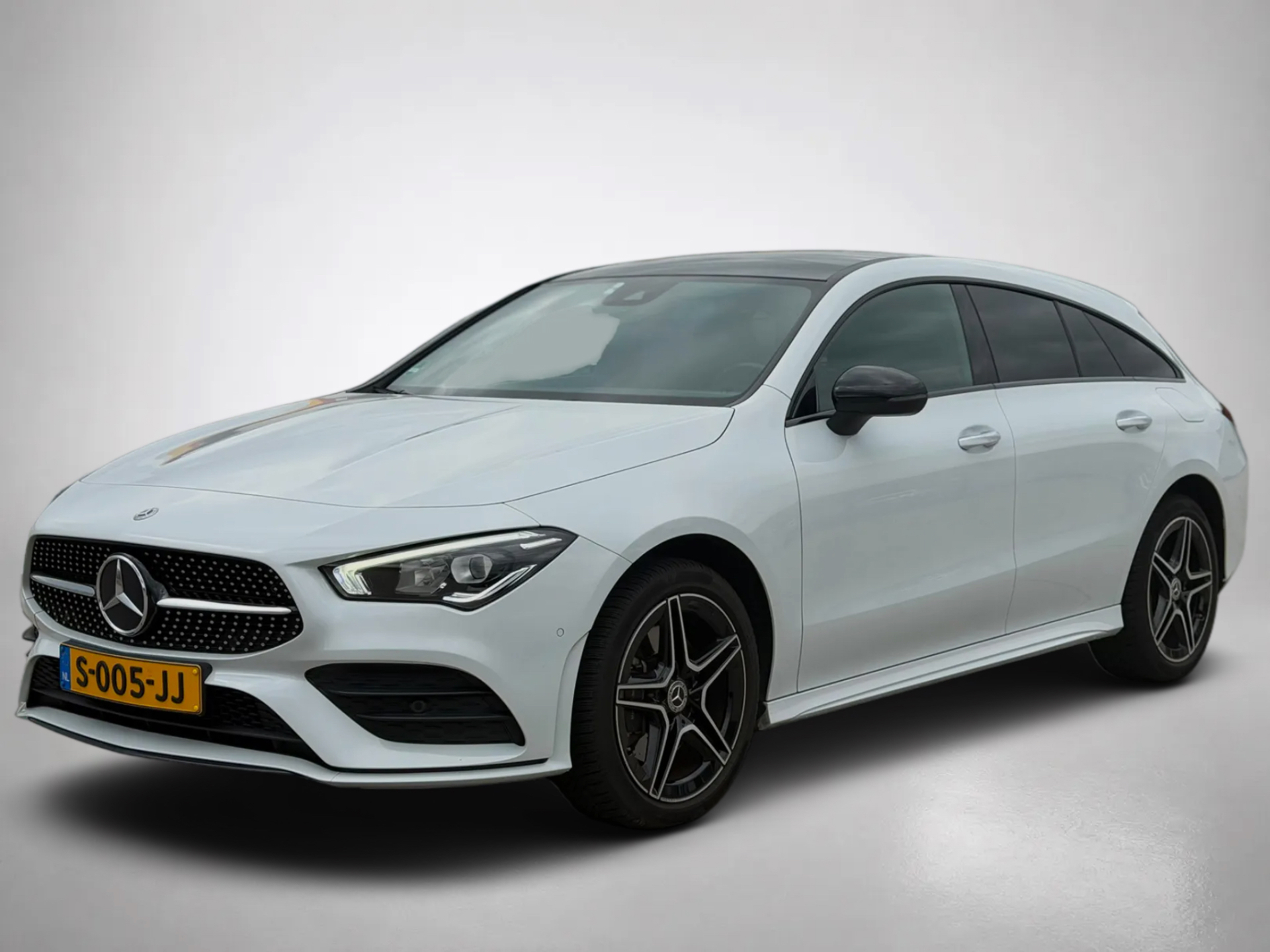 Foto van Mercedes-Benz Cla 250 E
