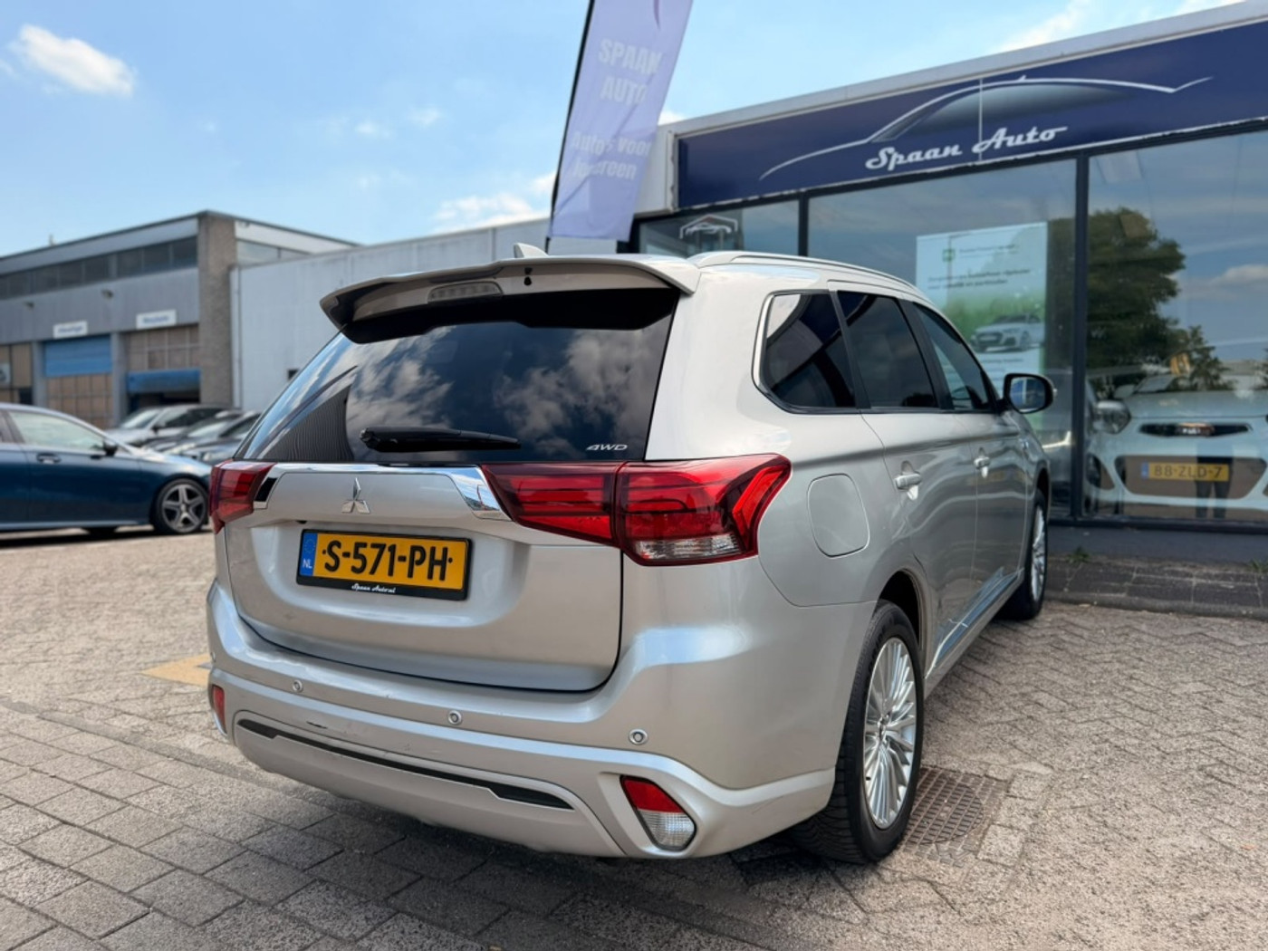 Foto van Mitsubishi Mitsubishi Outlander
