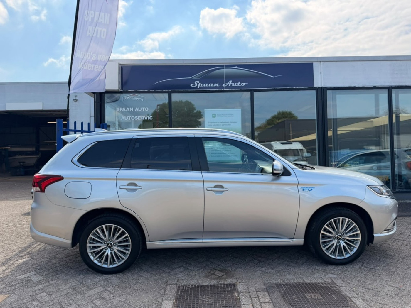 Foto van Mitsubishi Mitsubishi Outlander