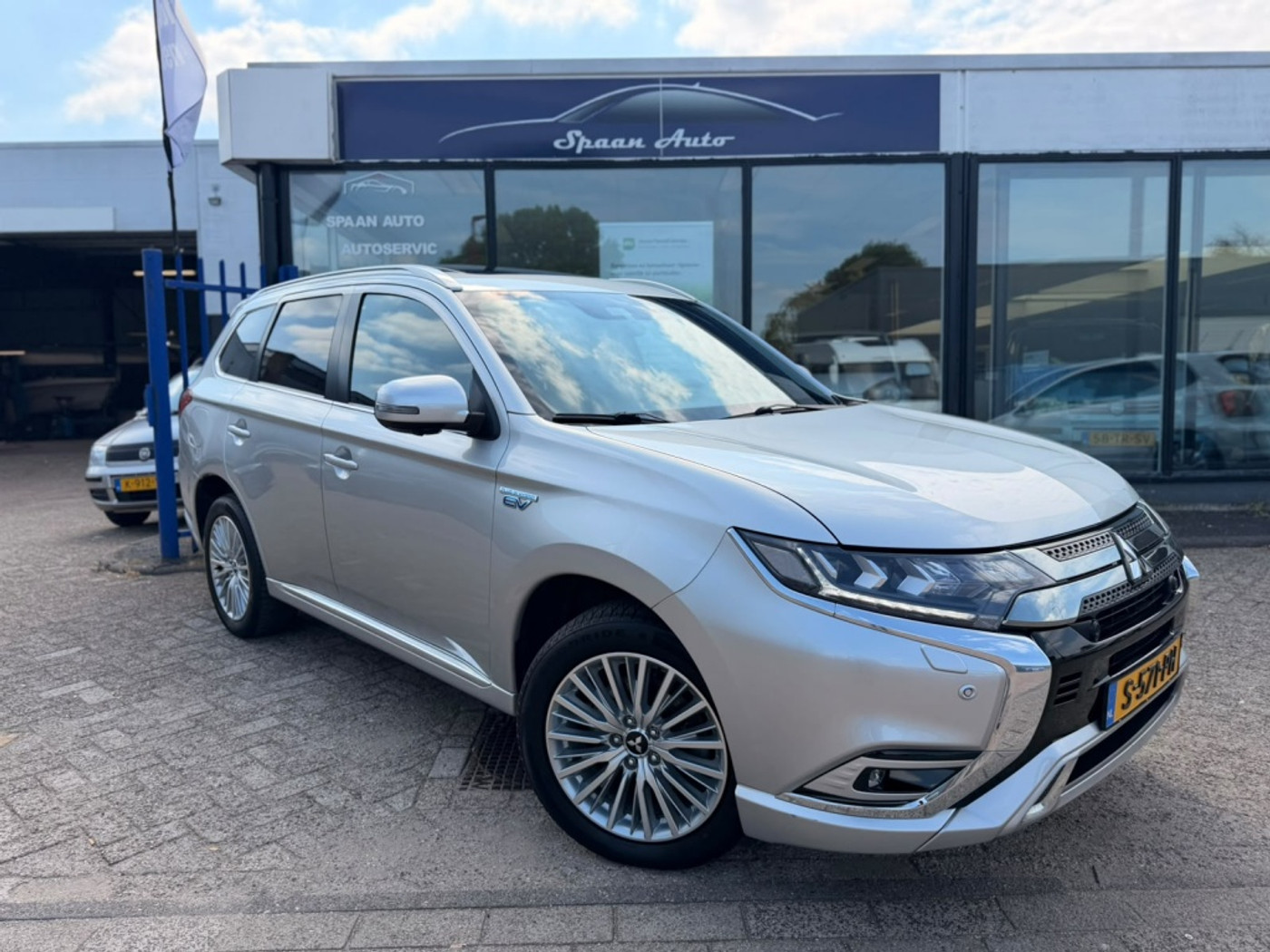 Foto van Mitsubishi Mitsubishi Outlander