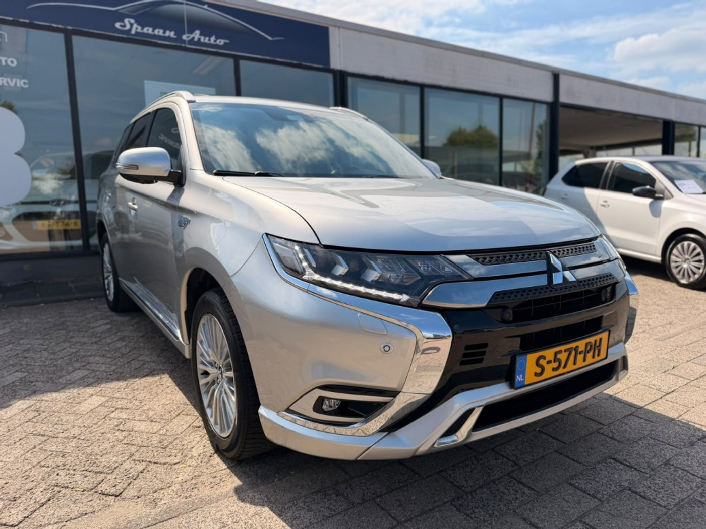 Foto van Mitsubishi Mitsubishi Outlander