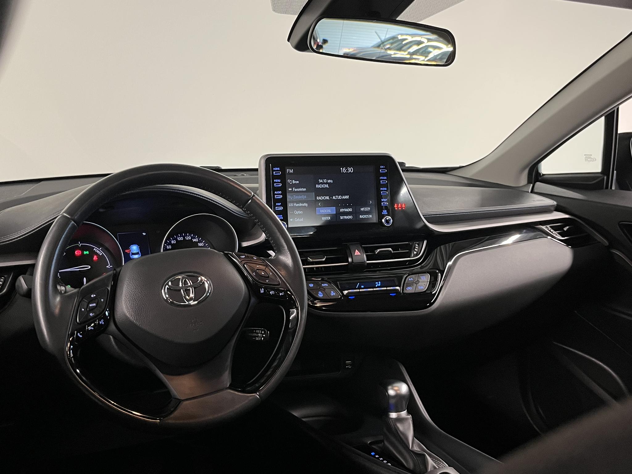 Foto van Toyota Toyota C-hr