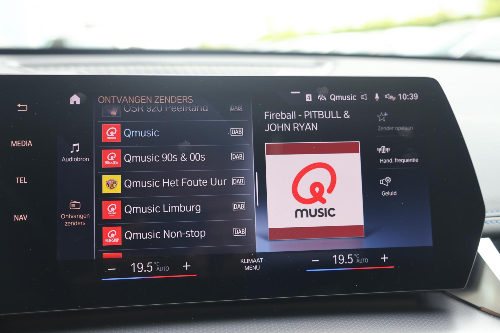 Foto van BMW X1 Sdrive18i