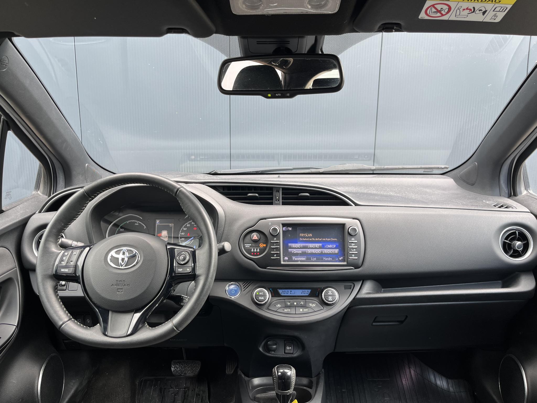 Foto van Toyota Toyota Yaris Hybrid