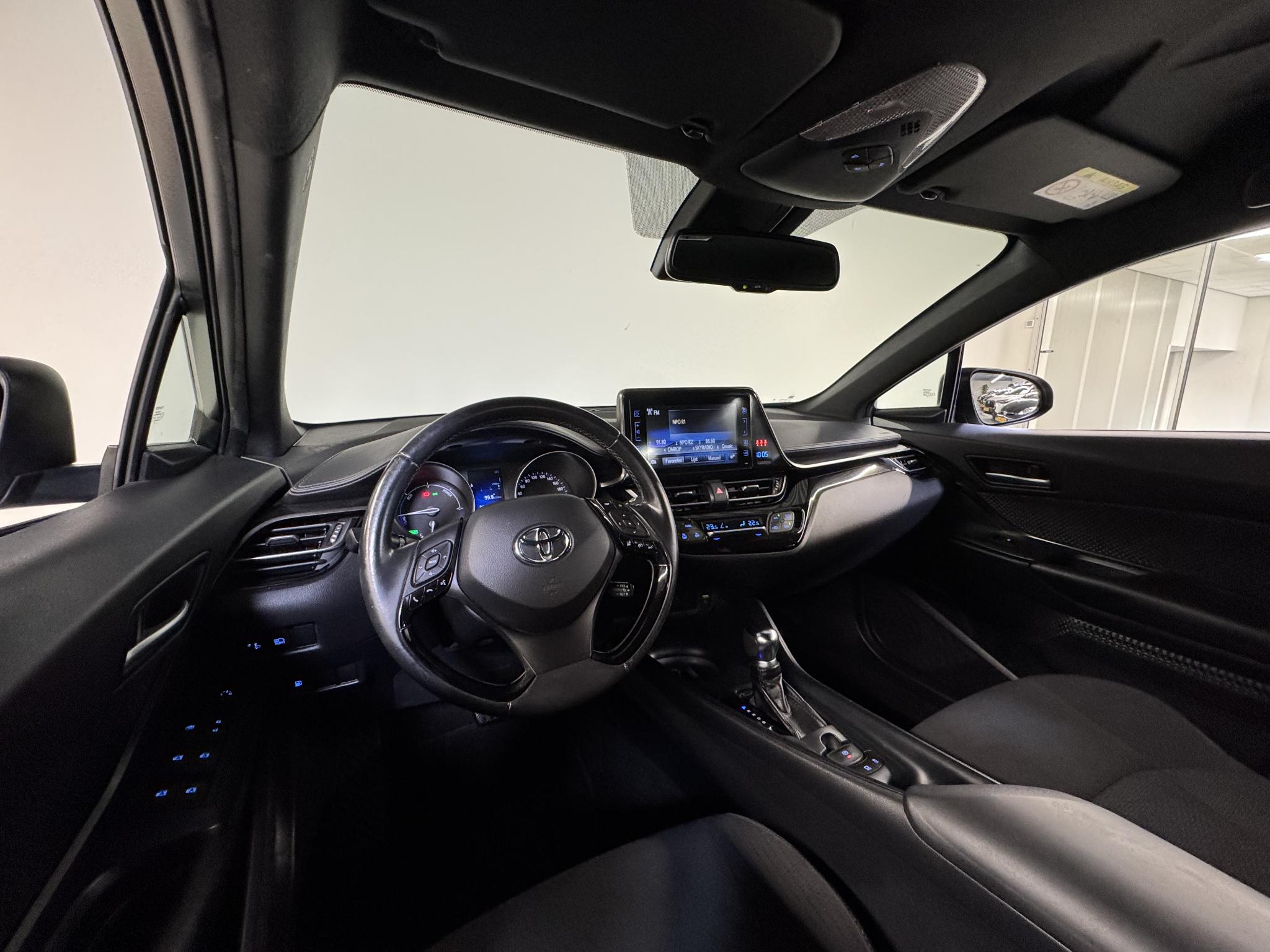 Foto van Toyota C-hr