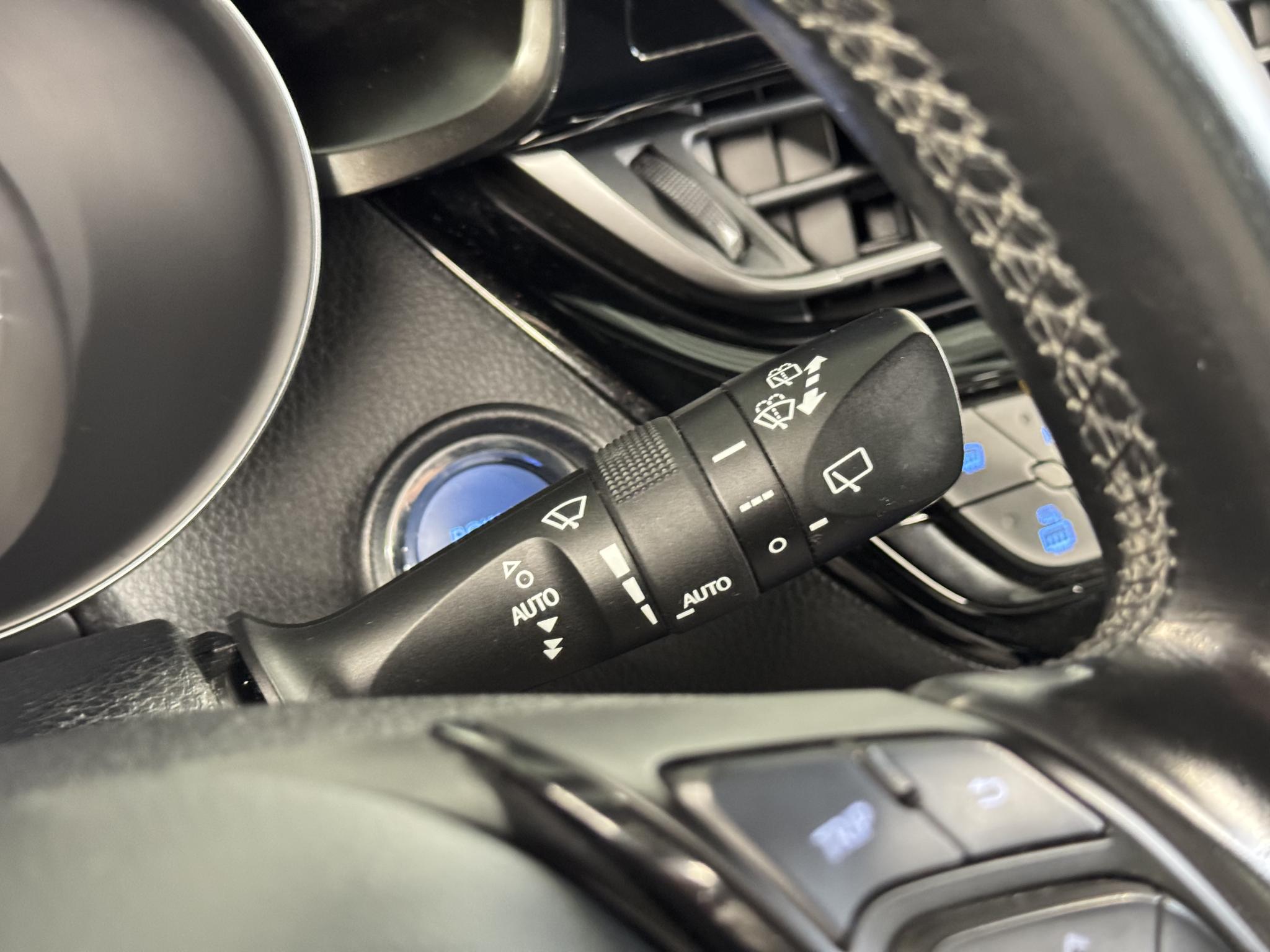 Foto van Toyota C-hr