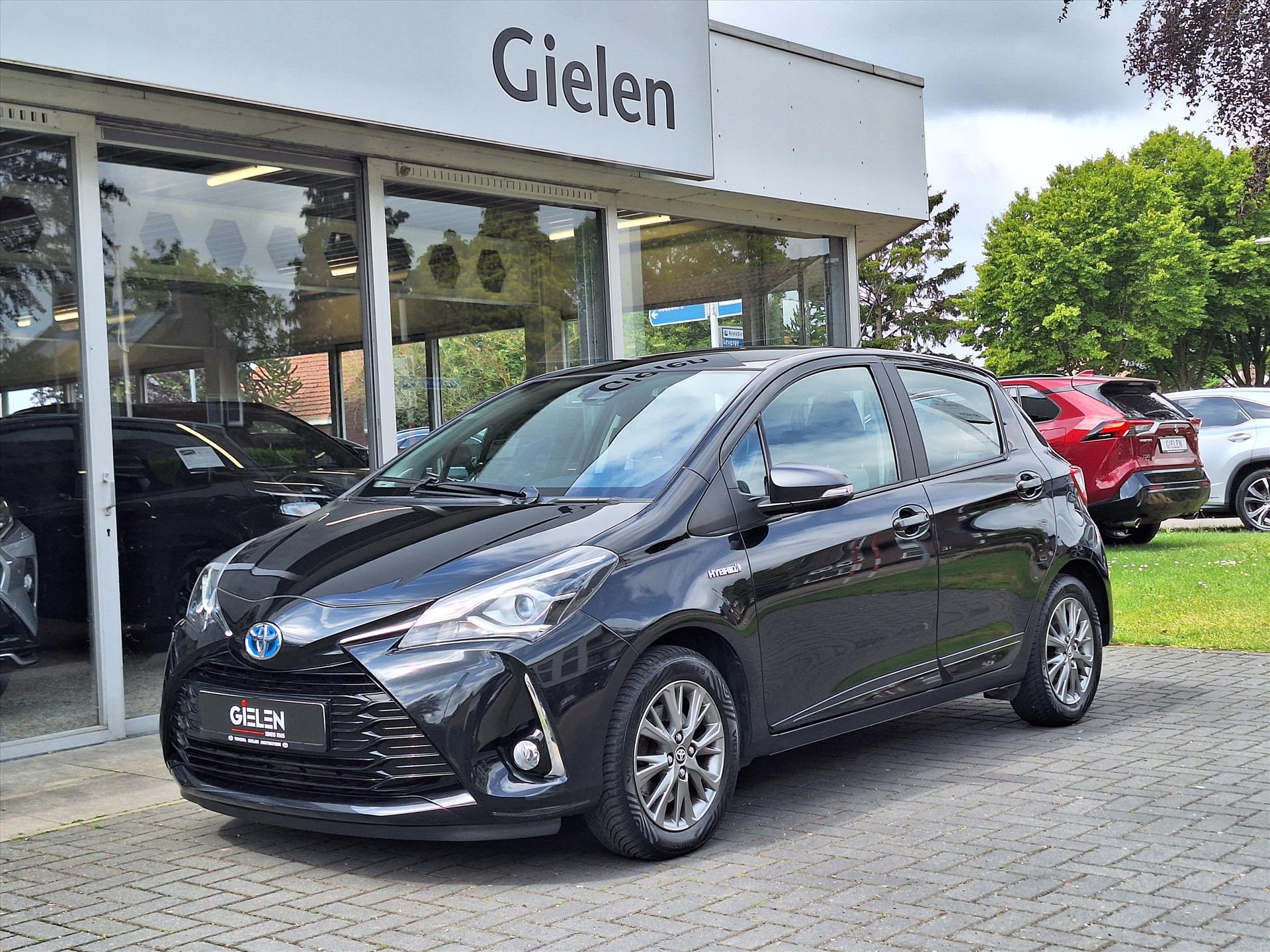 Foto van Toyota Toyota Yaris Hybrid