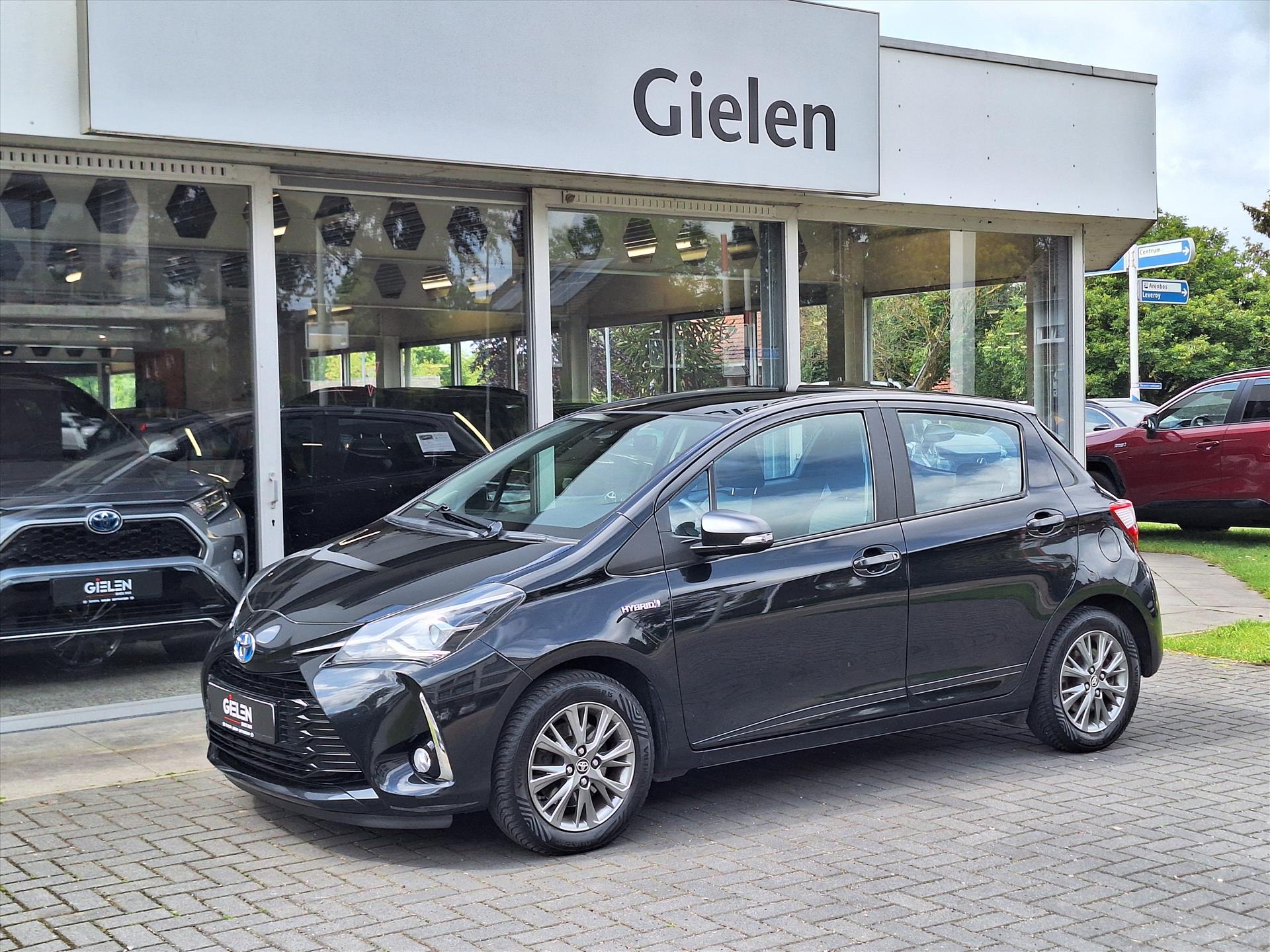 Foto van Toyota Toyota Yaris Hybrid