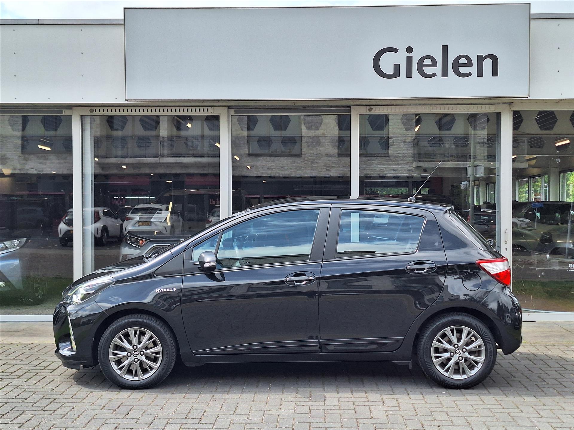 Foto van Toyota Toyota Yaris Hybrid
