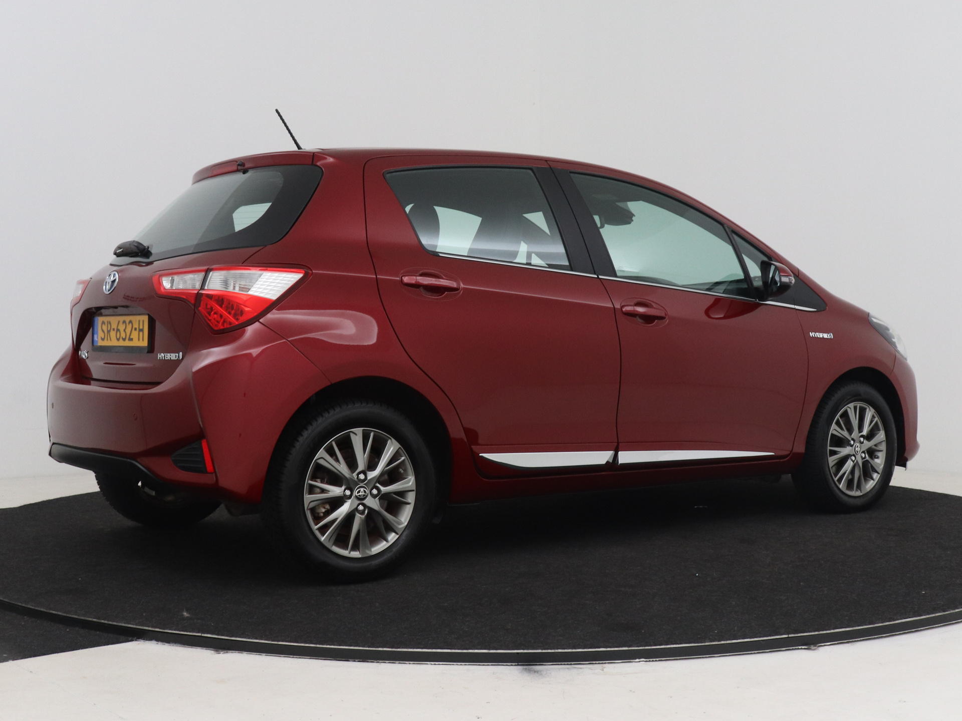 Foto van Toyota Toyota Yaris Hybrid