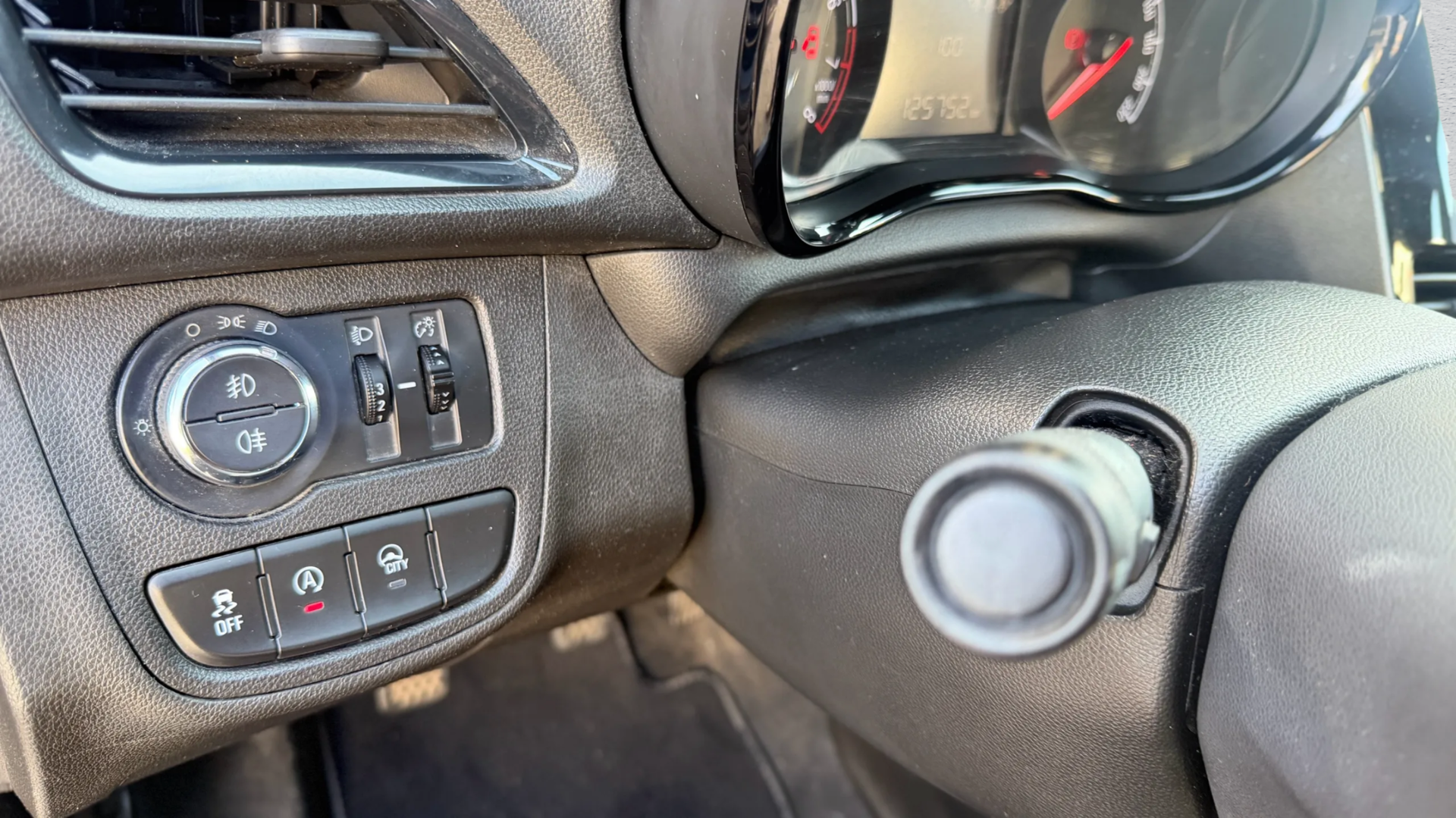 Foto van Opel Karl / Viva