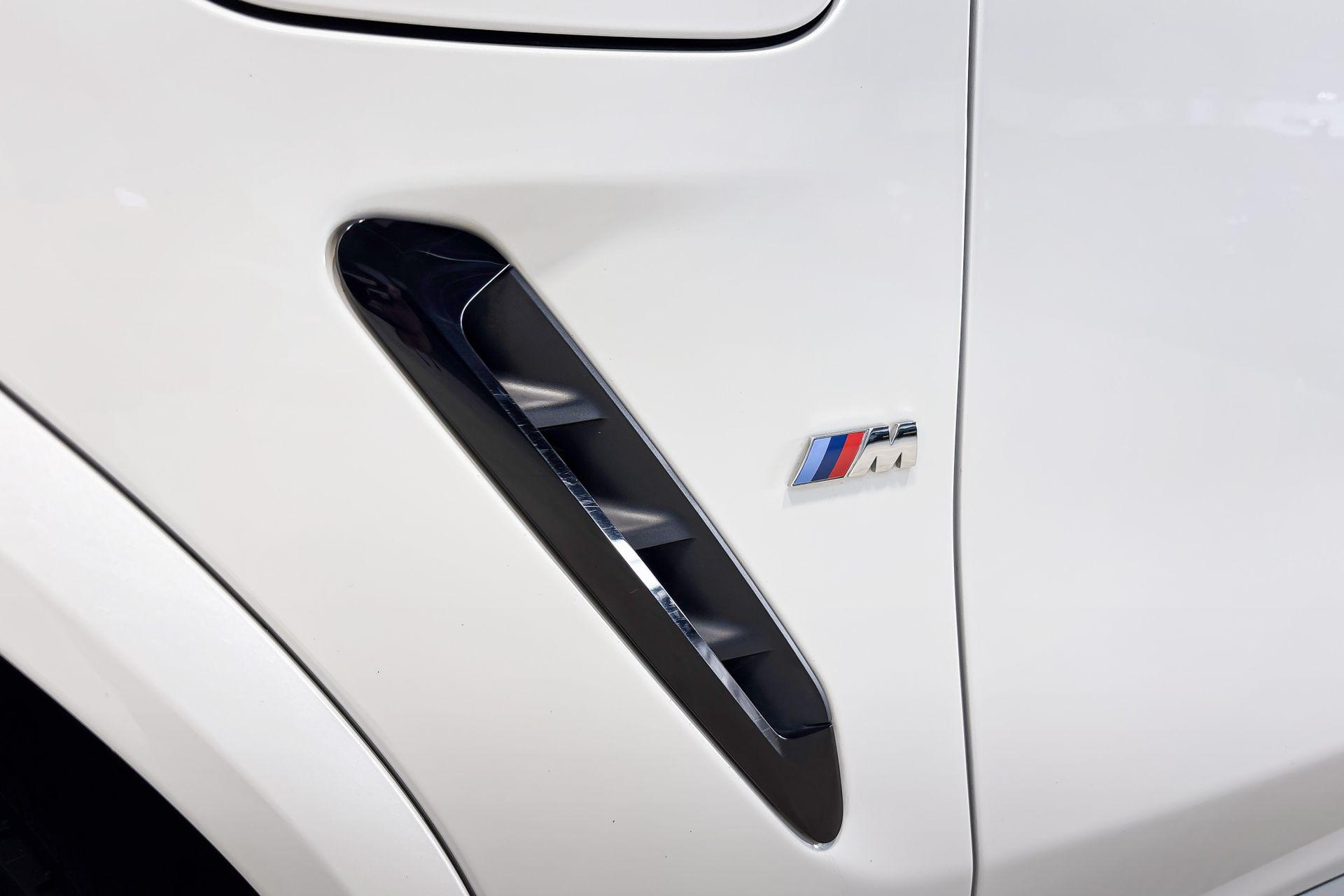 Foto van BMW X3 Xdrive30e