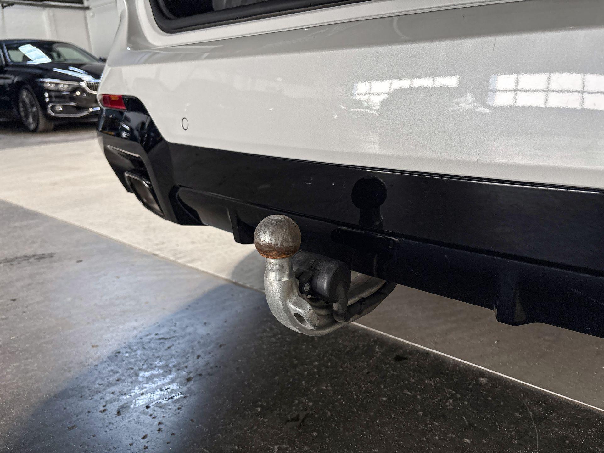 Foto van BMW X3 Xdrive30e