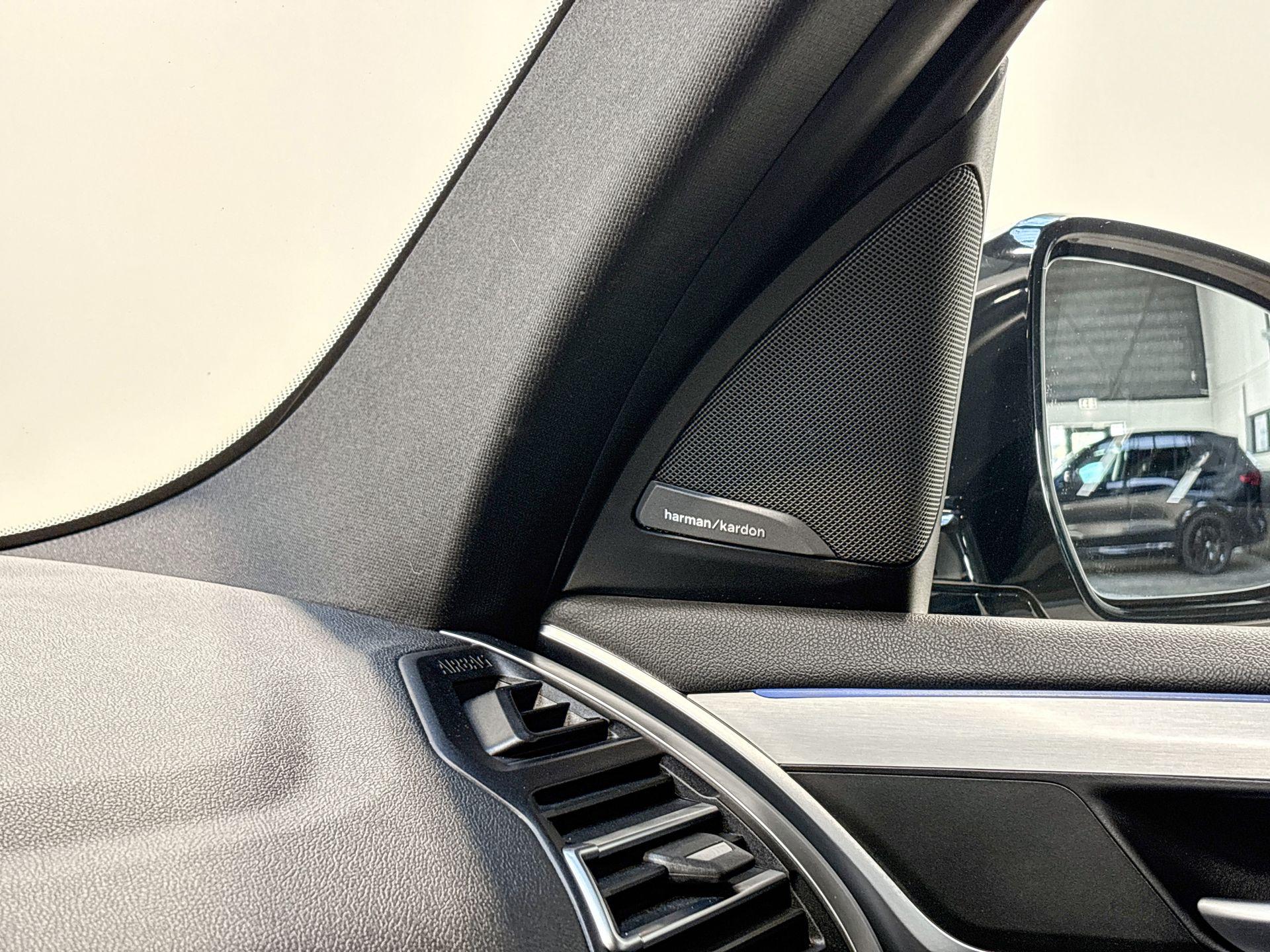 Foto van BMW X3 Xdrive30e