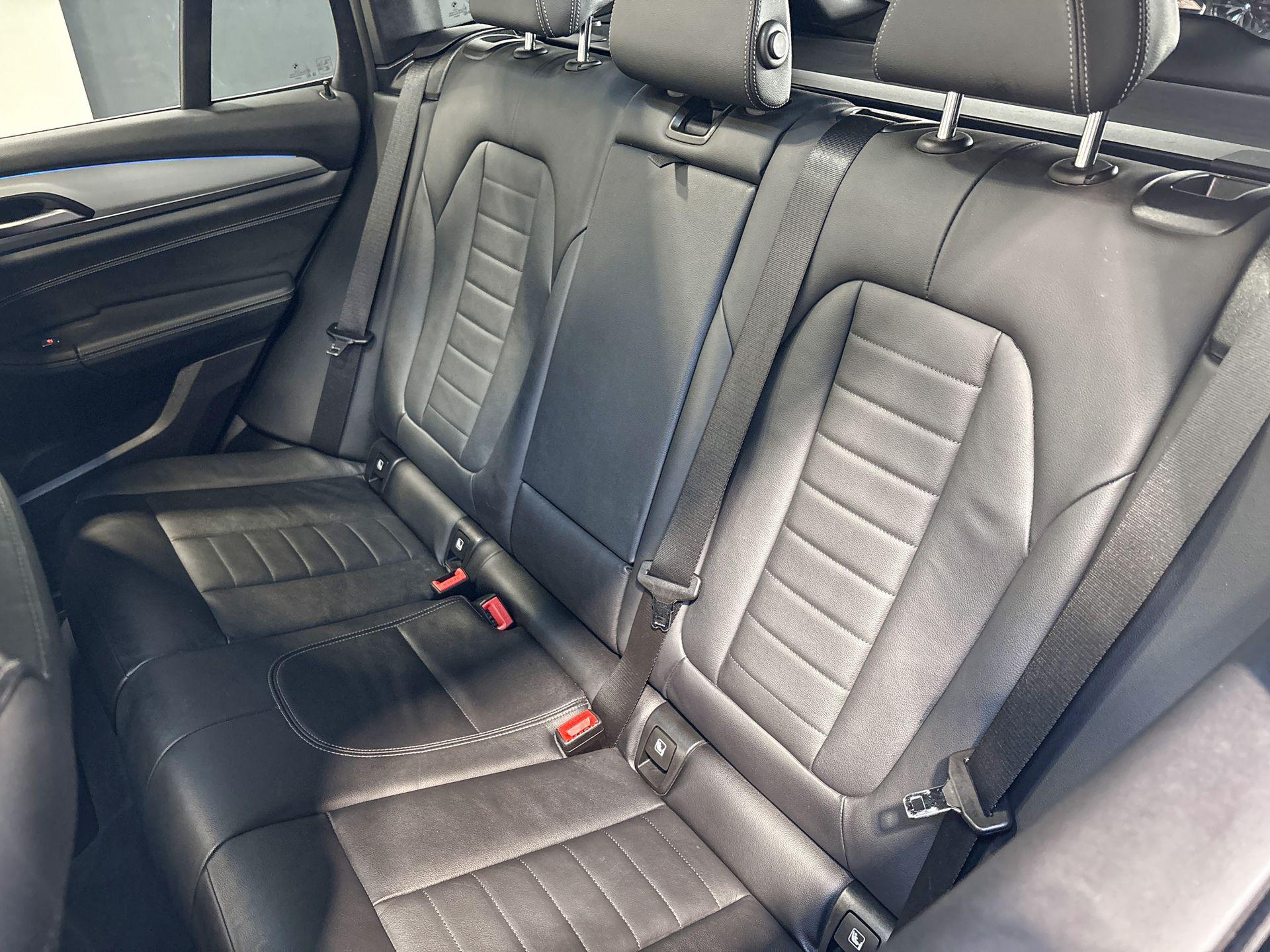 Foto van BMW X3 Xdrive30e