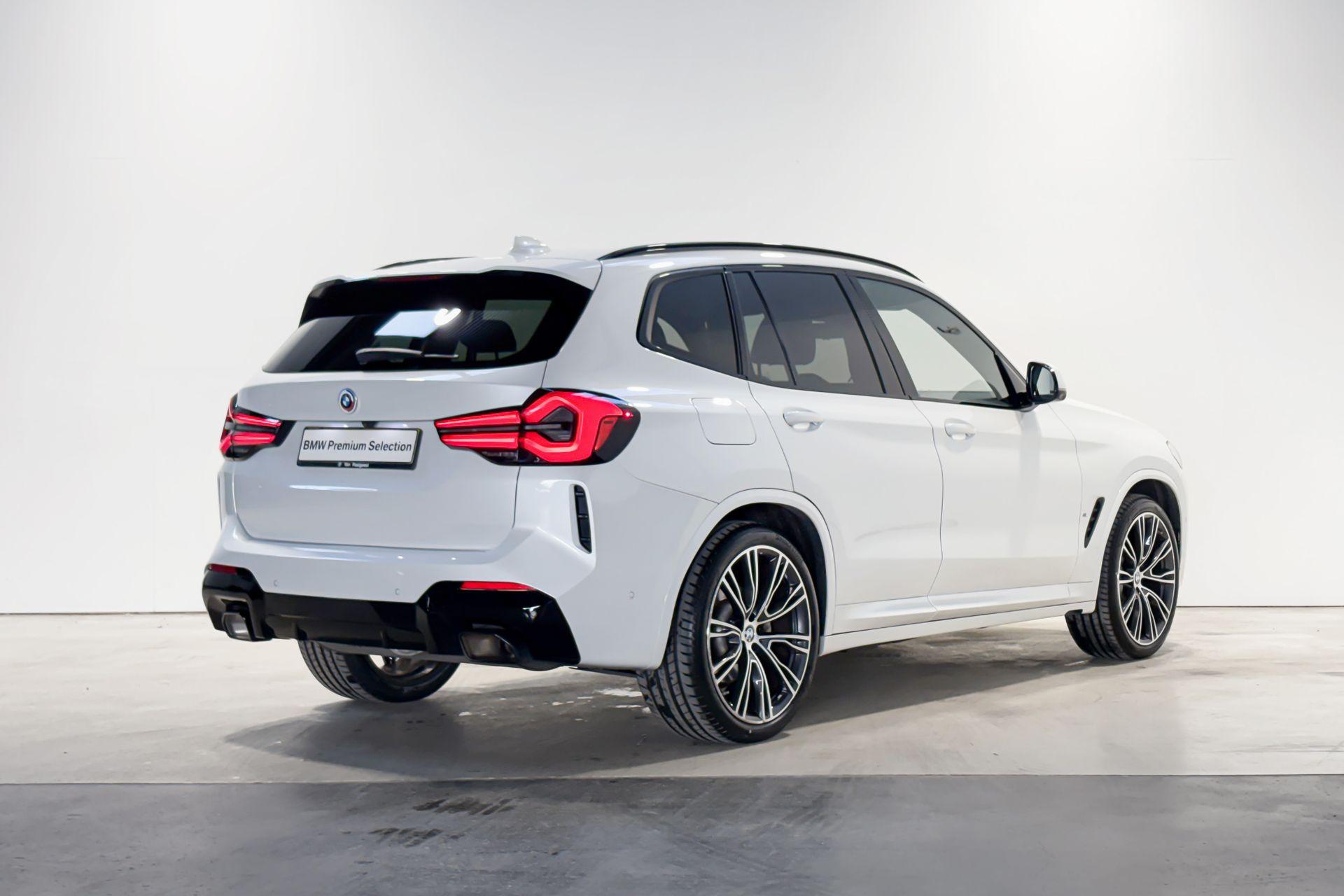 Foto van BMW X3 Xdrive30e