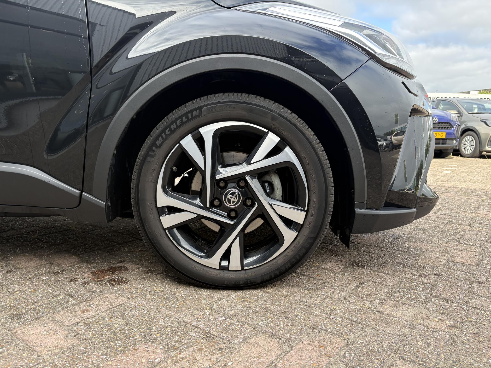 Foto van Toyota Toyota C-hr