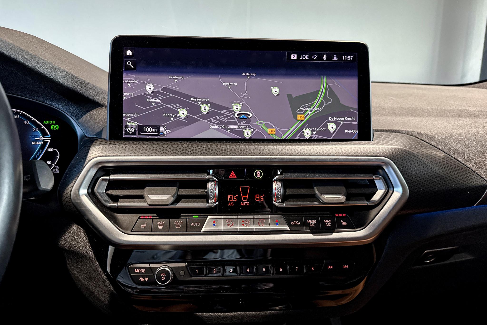 Foto van BMW X3 Xdrive30e