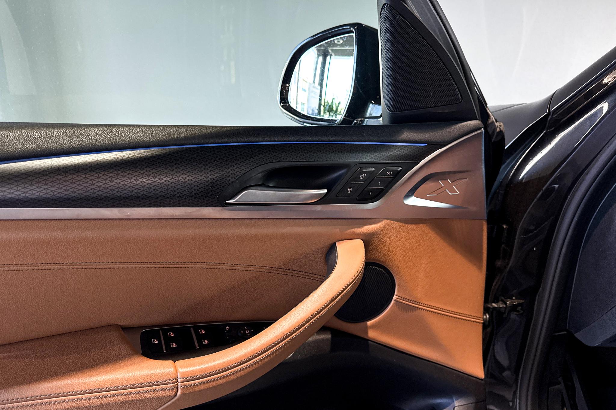 Foto van BMW X3 Xdrive30e