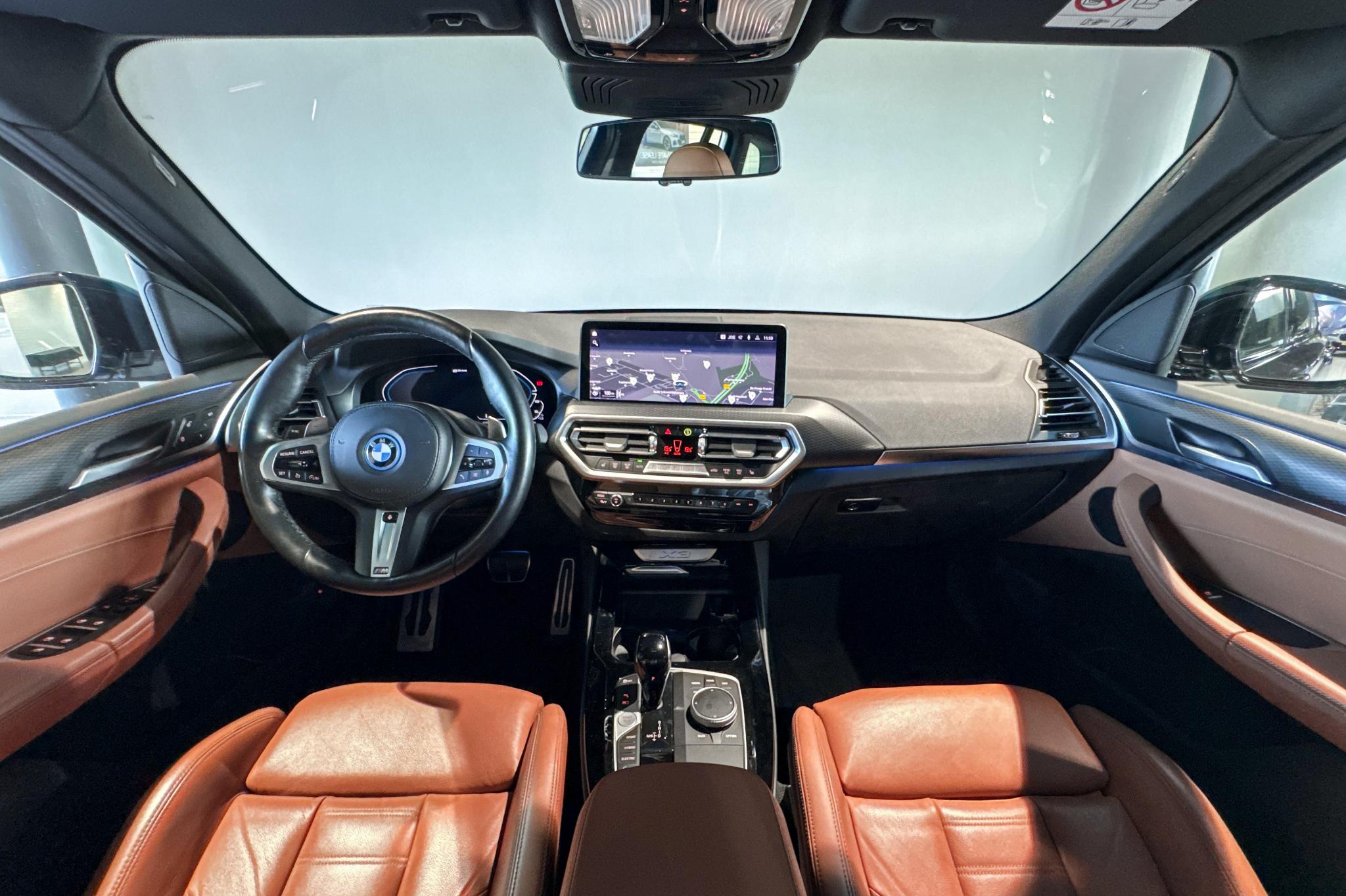 Foto van BMW X3 Xdrive30e