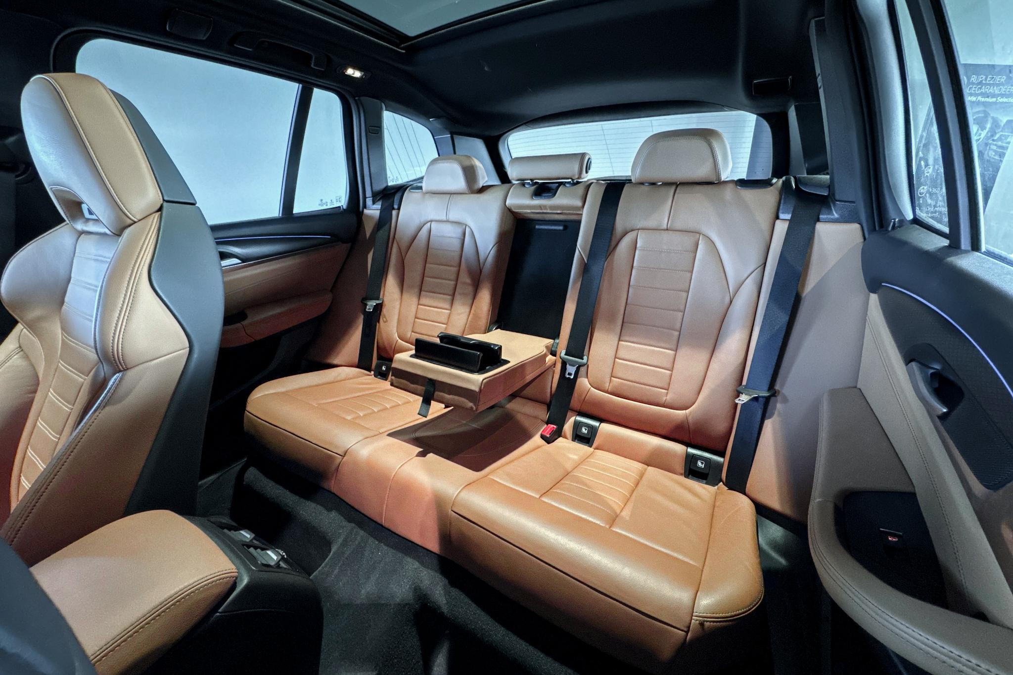 Foto van BMW X3 Xdrive30e