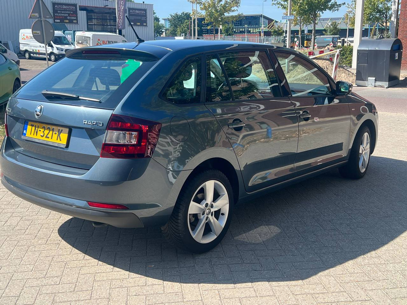 Foto van Skoda Rapid