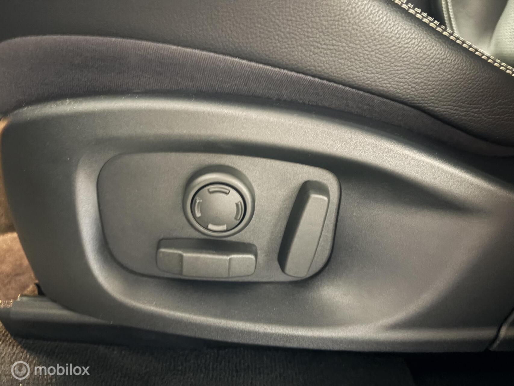 Foto van Jaguar Jaguar F-pace