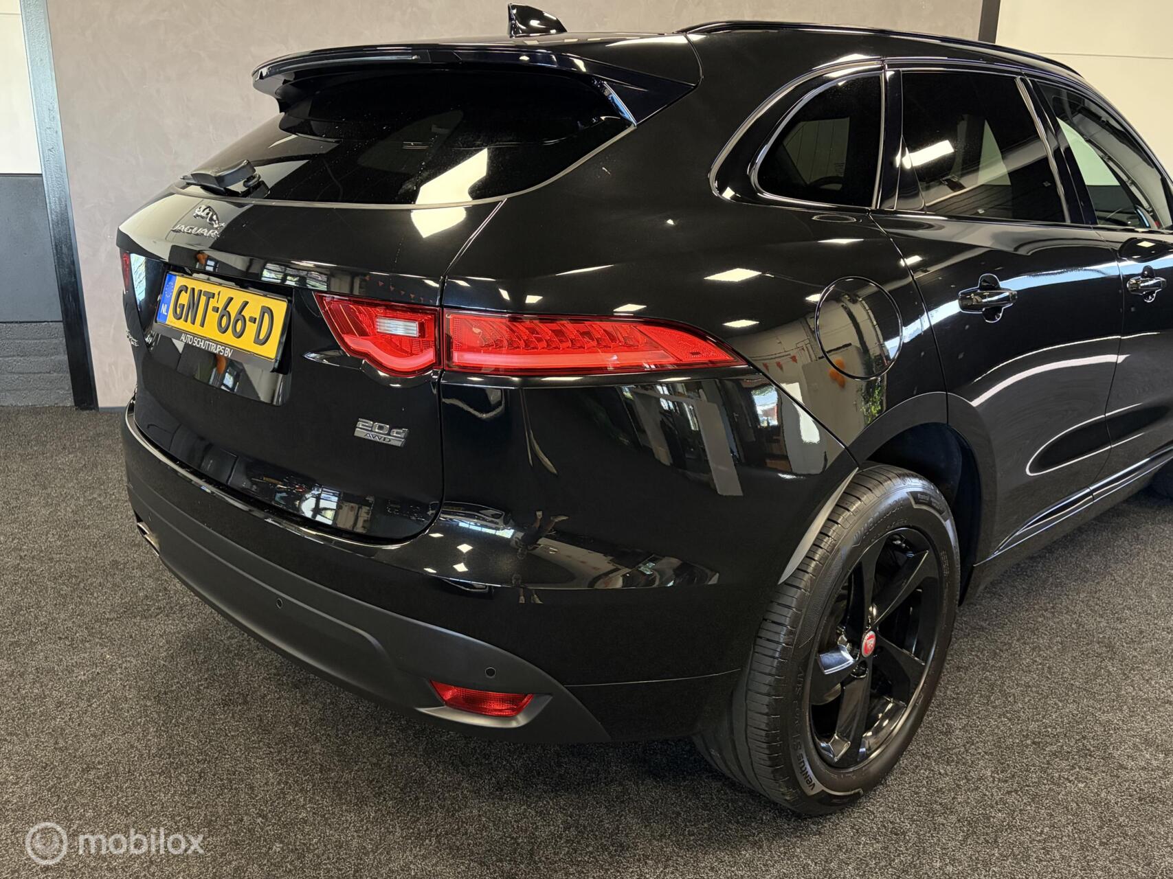 Foto van Jaguar Jaguar F-pace