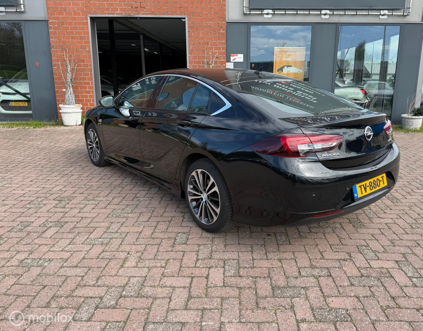 Foto van Opel Insignia Grand Sport