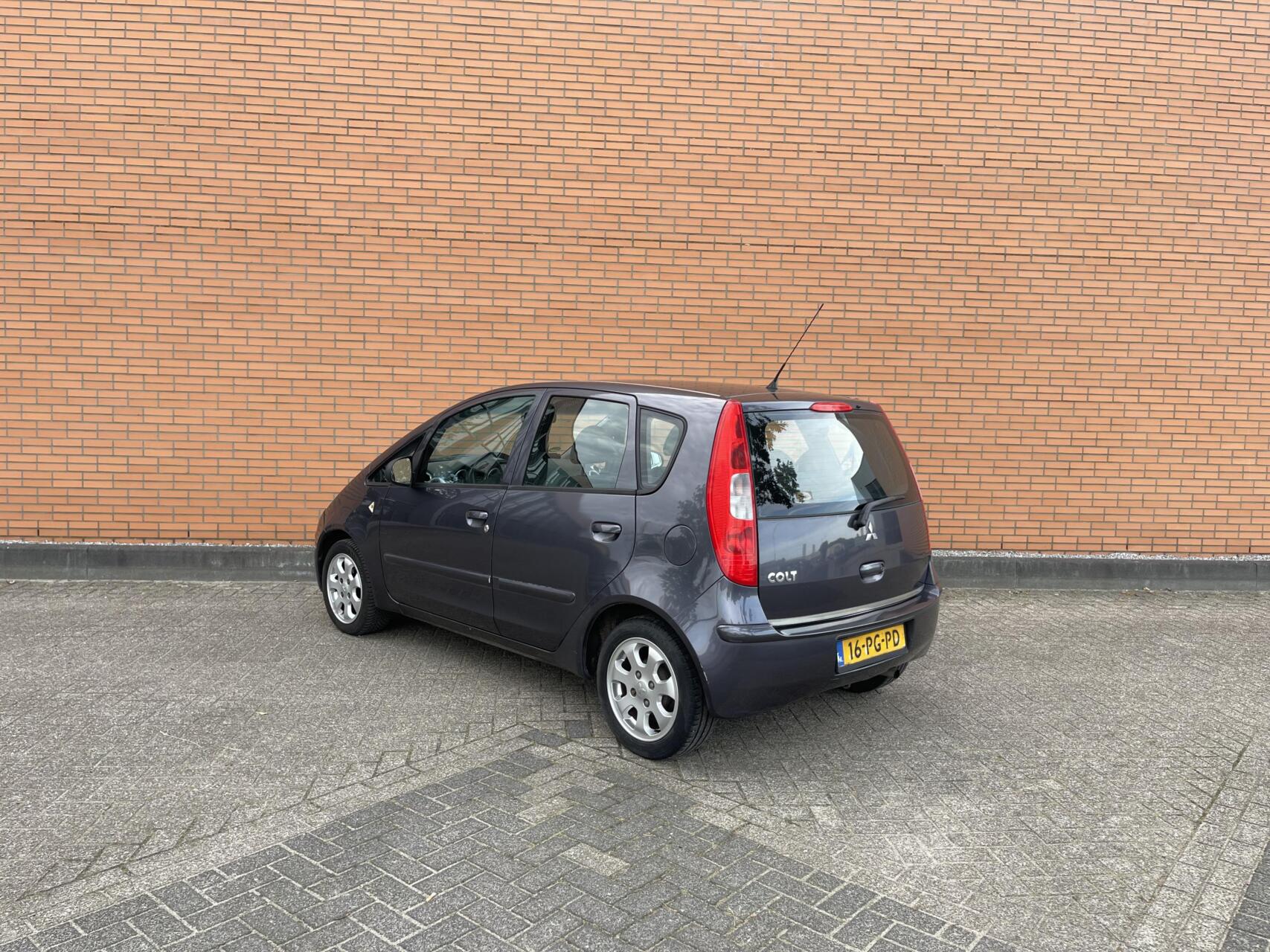 Foto van Mitsubishi Mitsubishi Colt