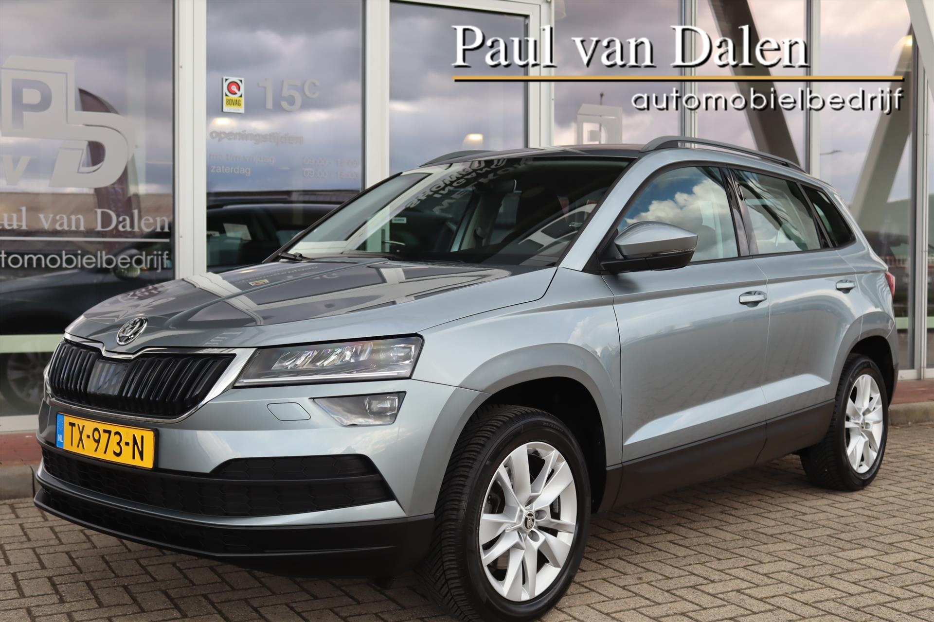 Skoda Karoq 1.0TSI AUTOMAAT AMBITION BUSINESS Trekhaak | Navi | Clima | Stoelverw. | 17 Inch Lm | 2018 - voorkant
