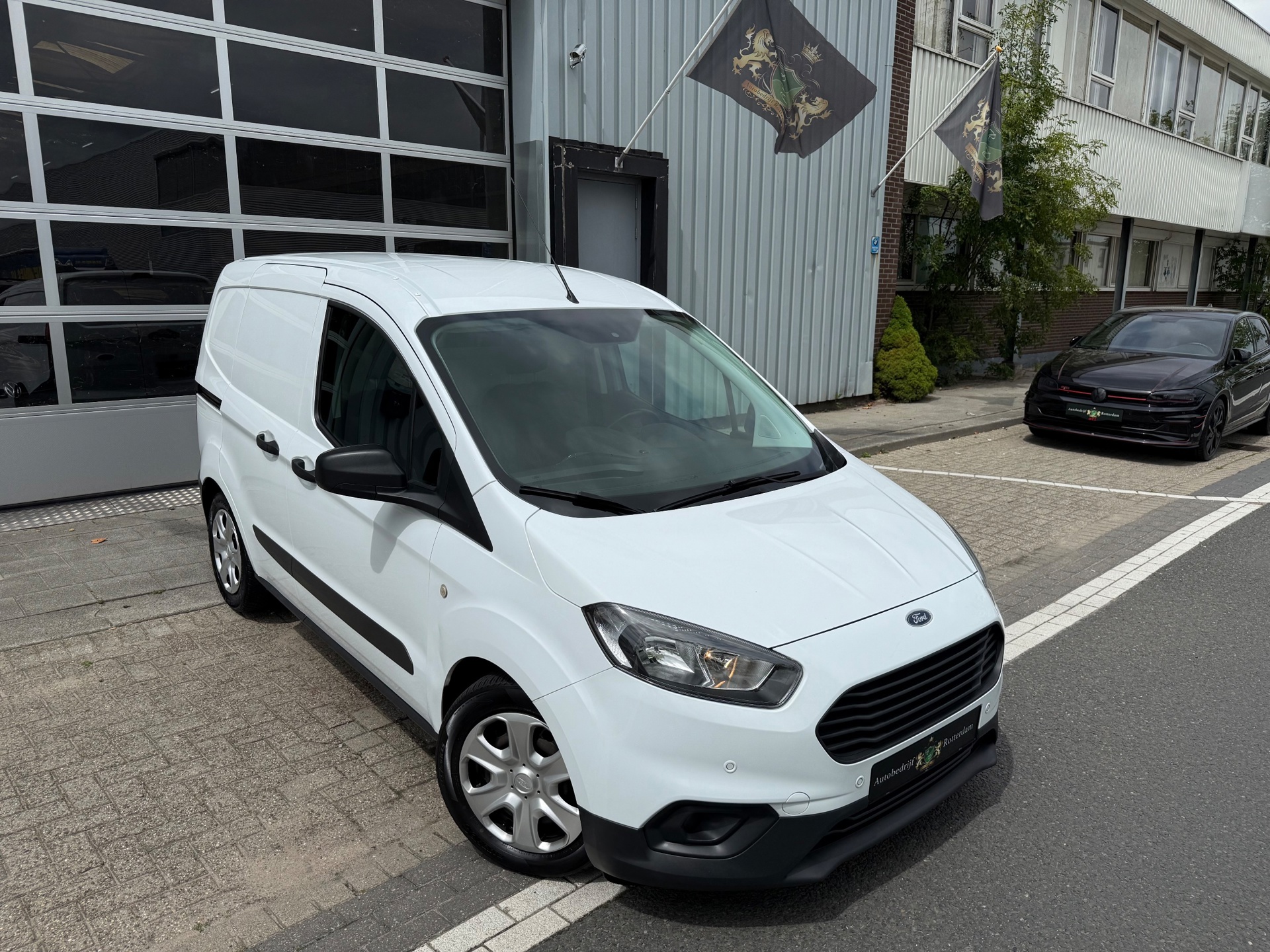 Foto van Ford Transit Courier