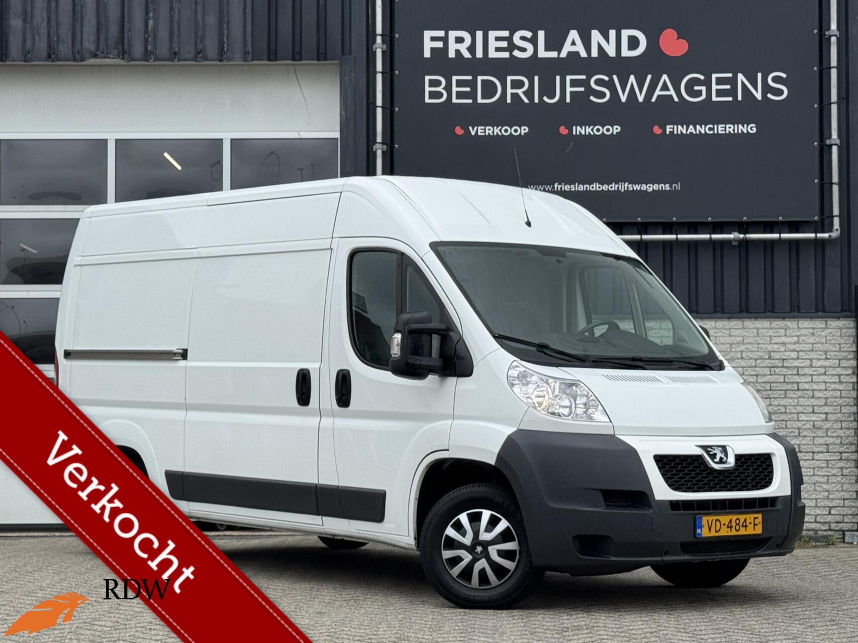 Peugeot Peugeot Boxer 330 2.2 HDI L2H2 2013 - voorkant