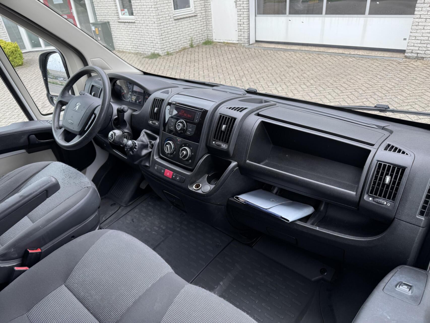 Foto van Peugeot Peugeot Boxer