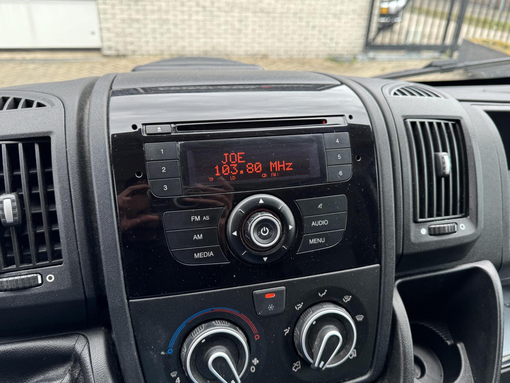 Foto van Peugeot Peugeot Boxer