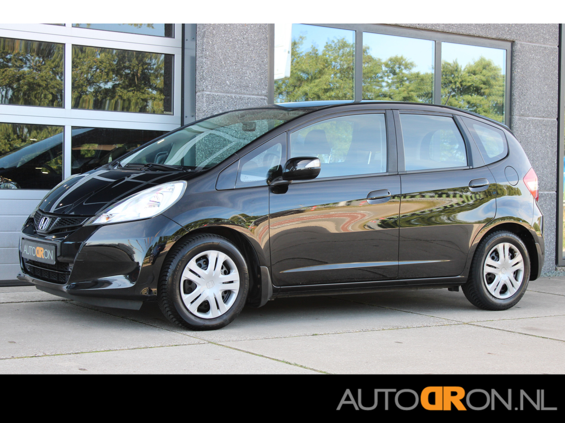 Honda Jazz 1.4 i -VTEC 100PK Trend Trekhaak Dealer Onderhouden 2014 - voorkant
