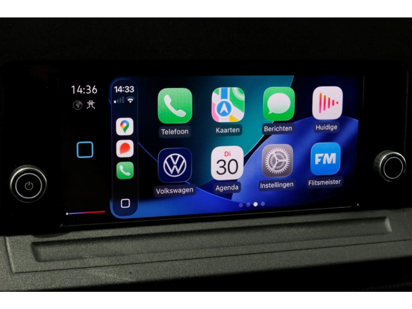 Foto van Volkswagen Caddy Modified Partition Wall