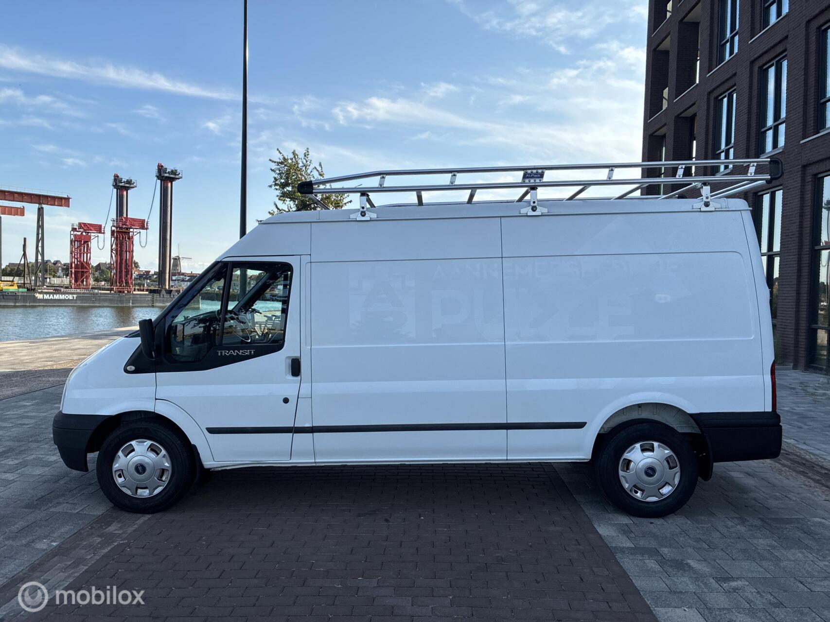 Foto van Ford Transit/tourneo