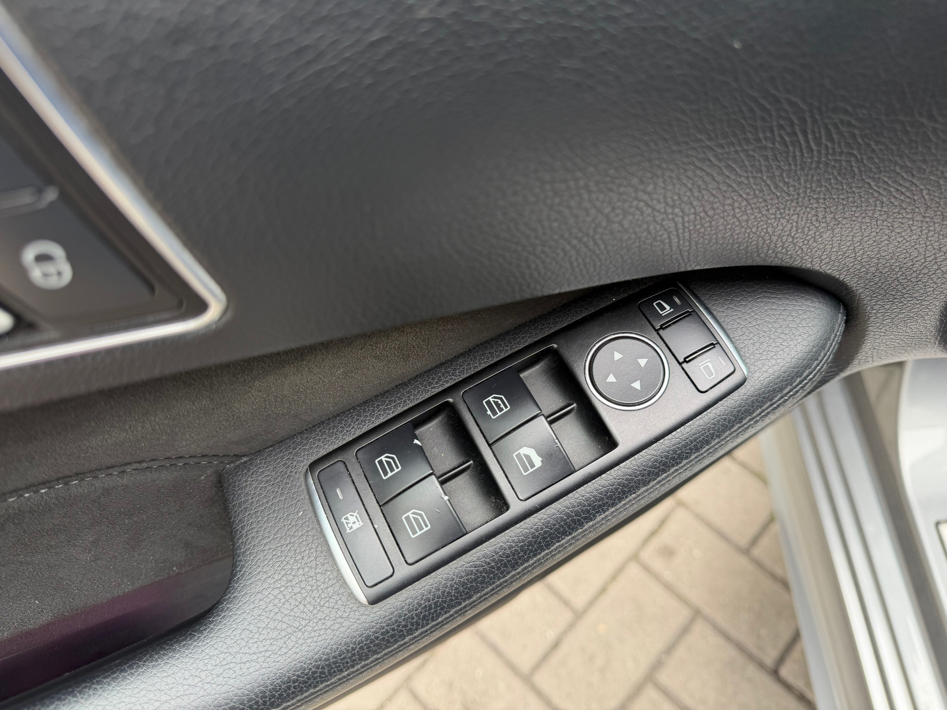 Foto van Mercedes-Benz E 300 Bluetec Hybrid