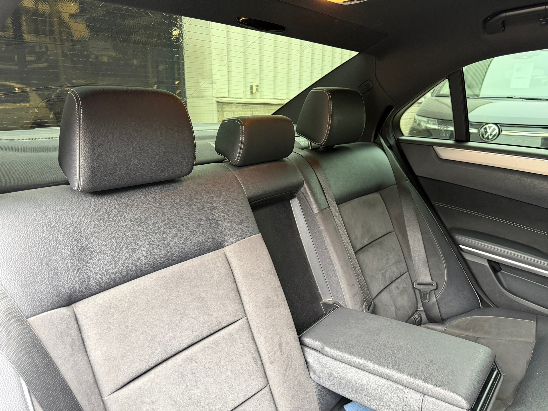 Foto van Mercedes-Benz E 300 Bluetec Hybrid