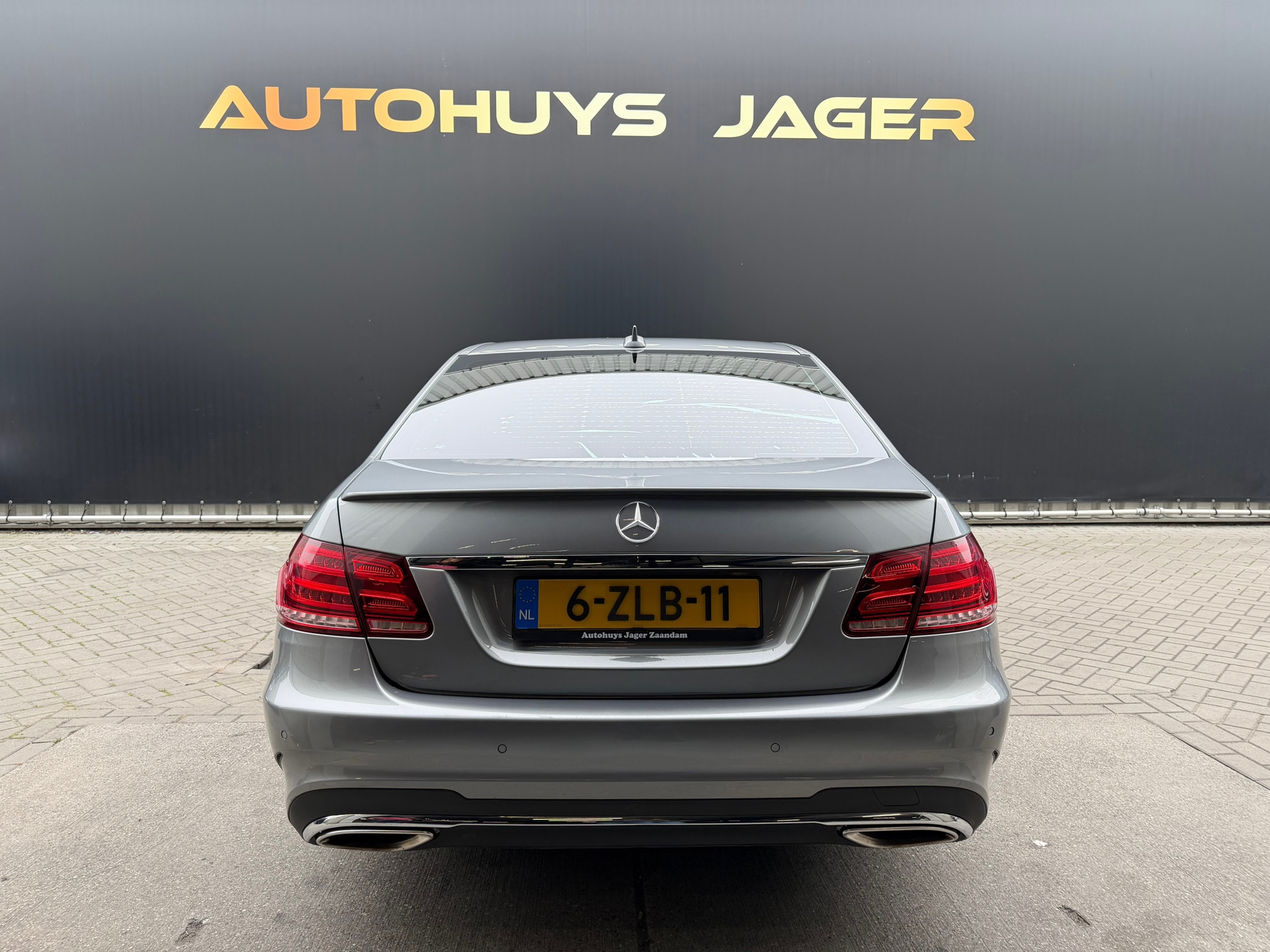 Foto van Mercedes-Benz E 300 Bluetec Hybrid