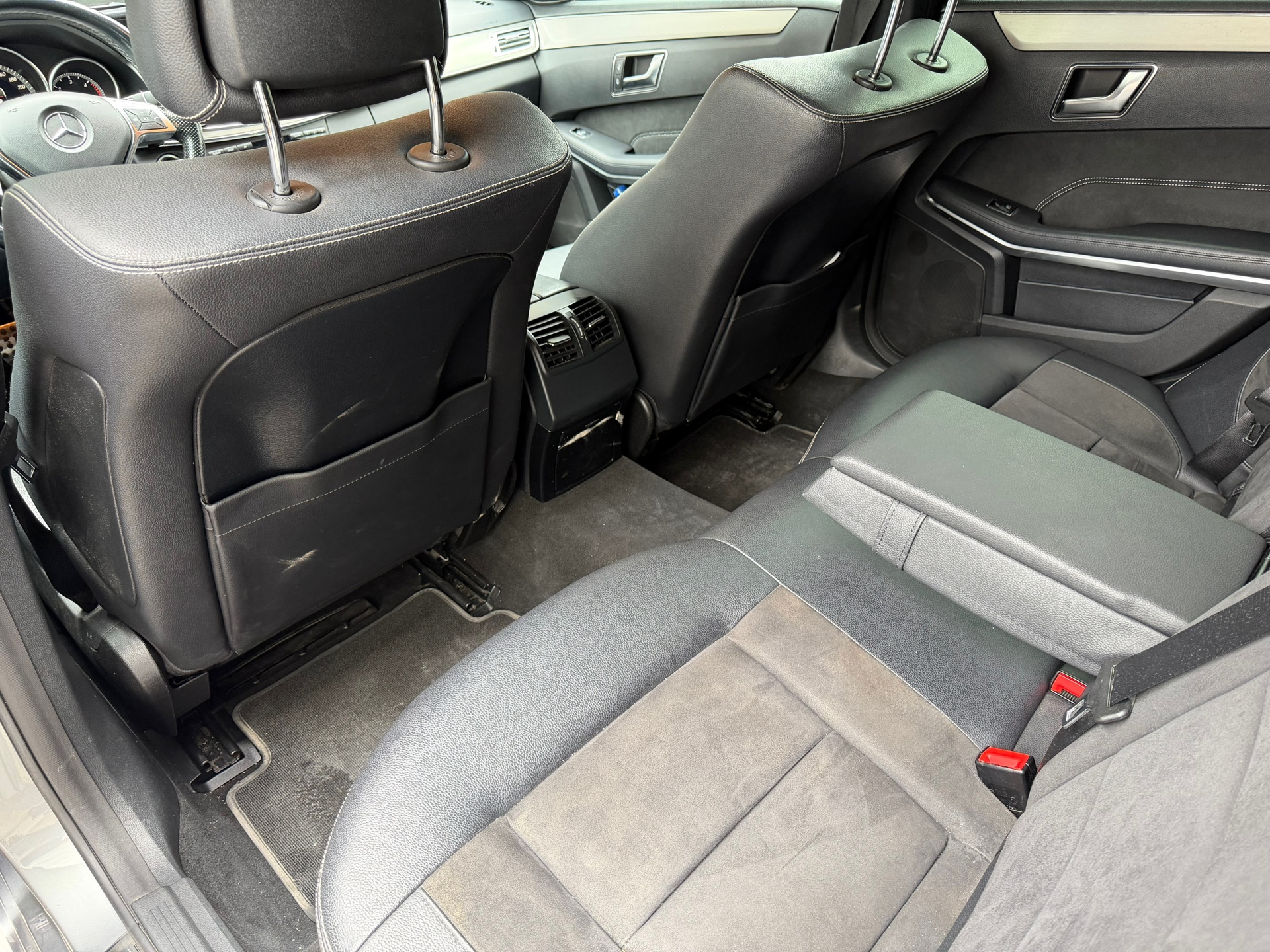 Foto van Mercedes-Benz E 300 Bluetec Hybrid