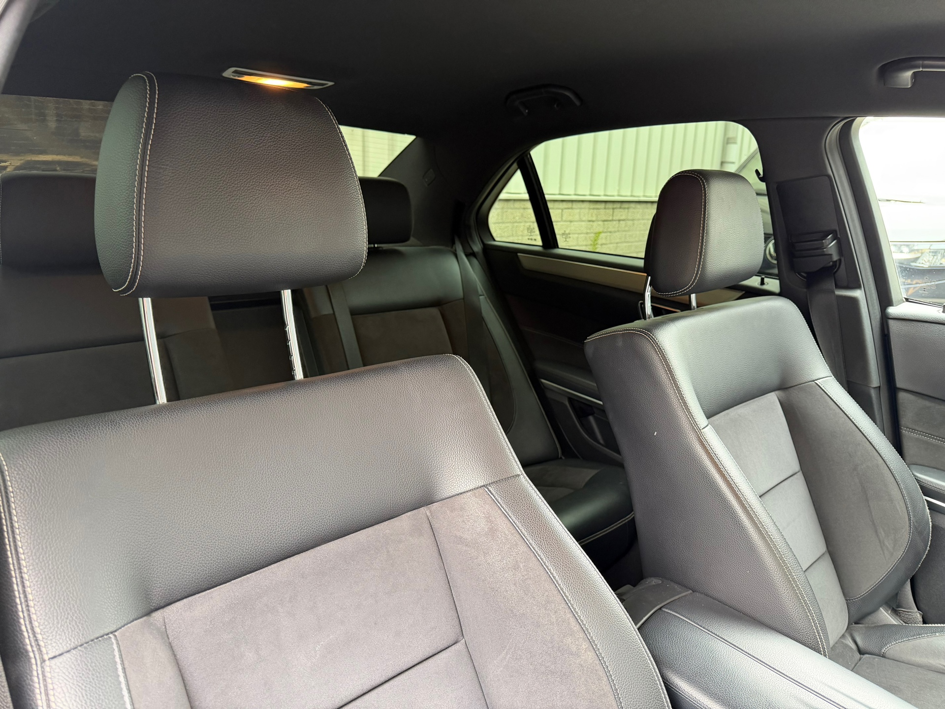 Foto van Mercedes-Benz E 300 Bluetec Hybrid