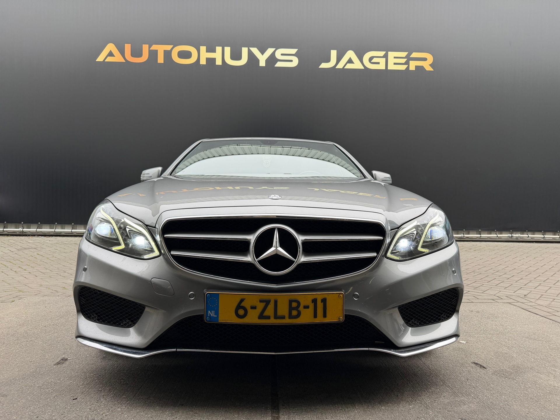 Foto van Mercedes-Benz E 300 Bluetec Hybrid
