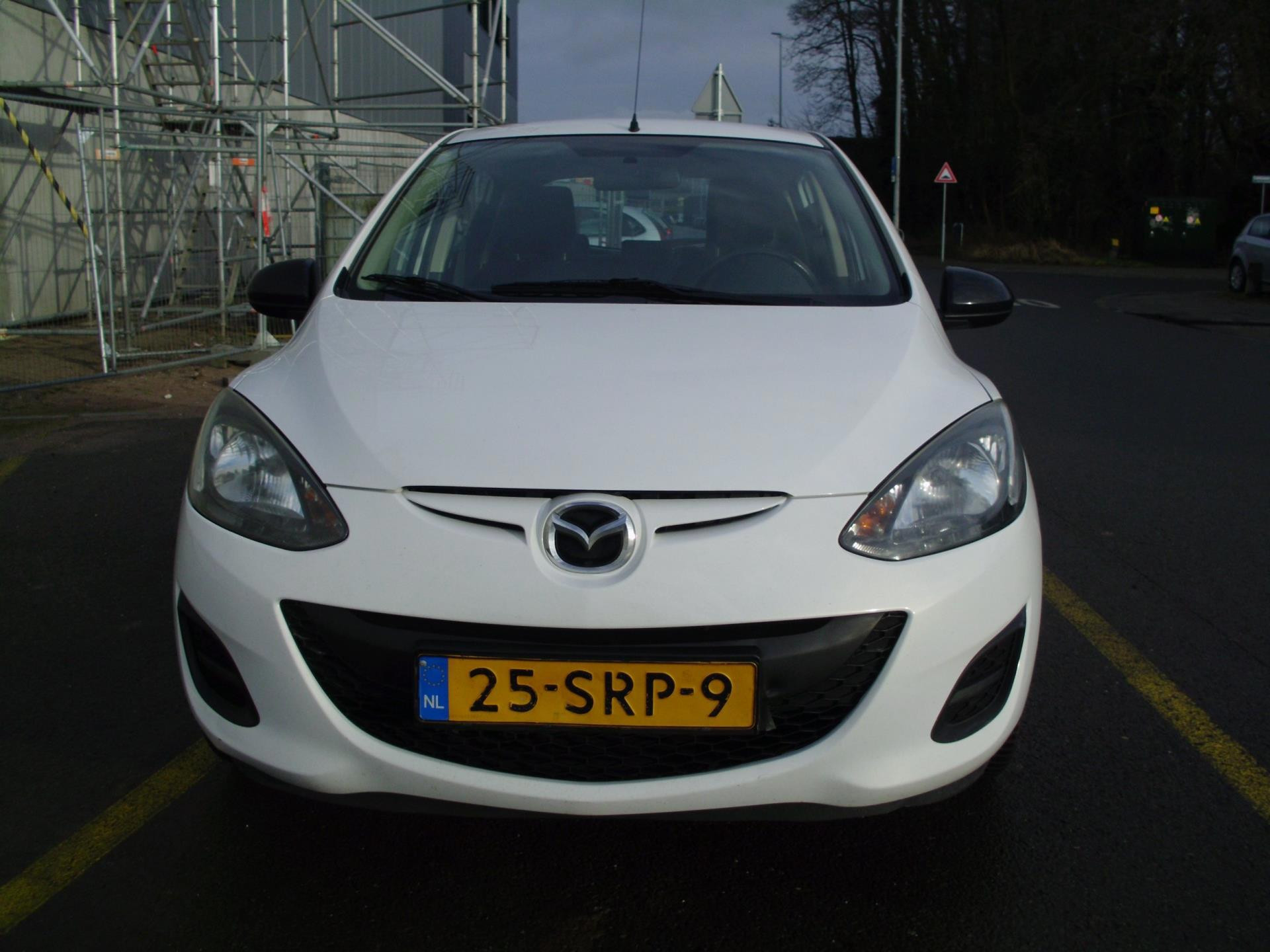 Mazda Mazda 2 1.3 BIFUEL Cool  lpg  g3 top auto met apk  2027 2011 - voorkant