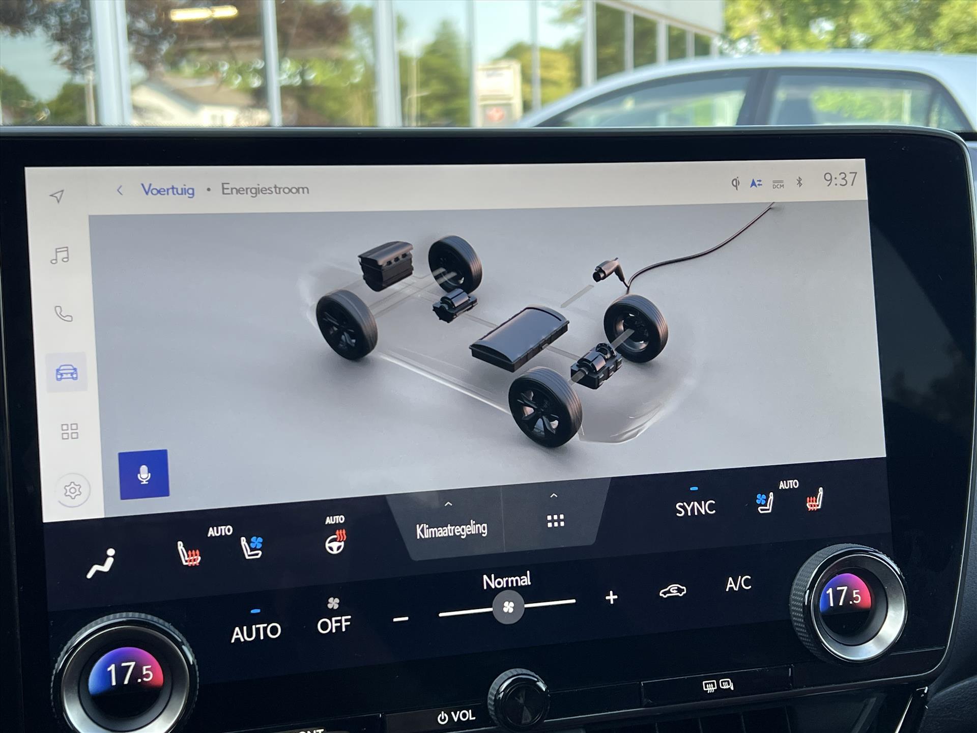 Foto van Lexus Lexus Nx450h+
